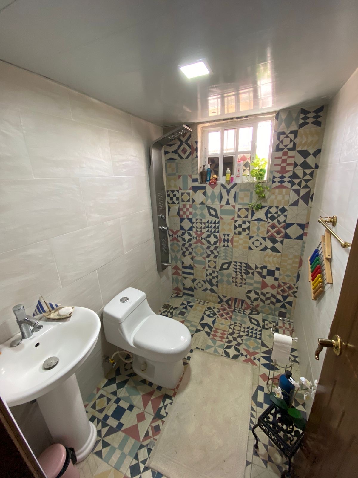 apartamentos - venta de apartamento en vista hermosa amueblado de 118mts santo Domingo este  3
