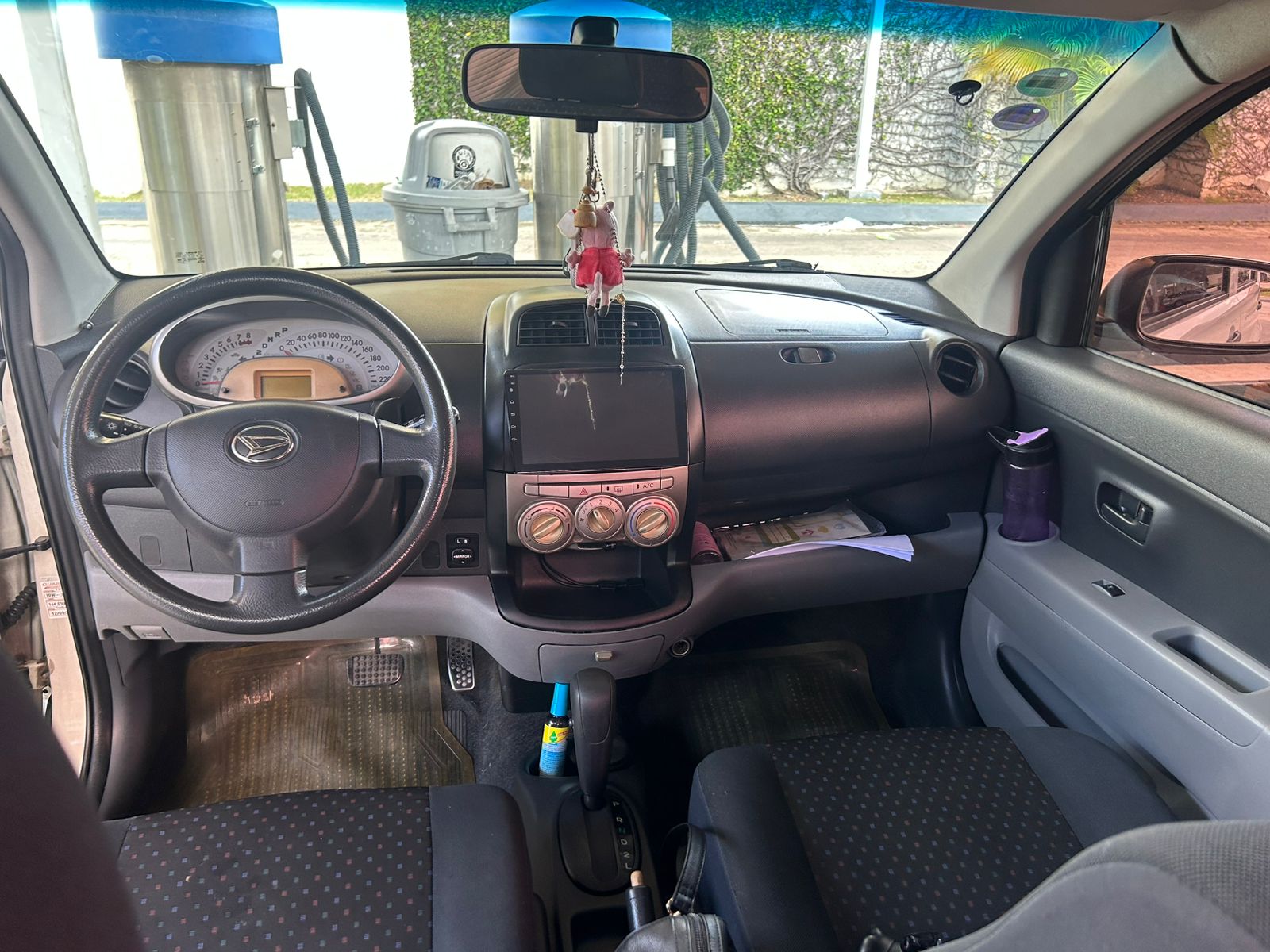 carros - Daihatsu Sirion 2008 4