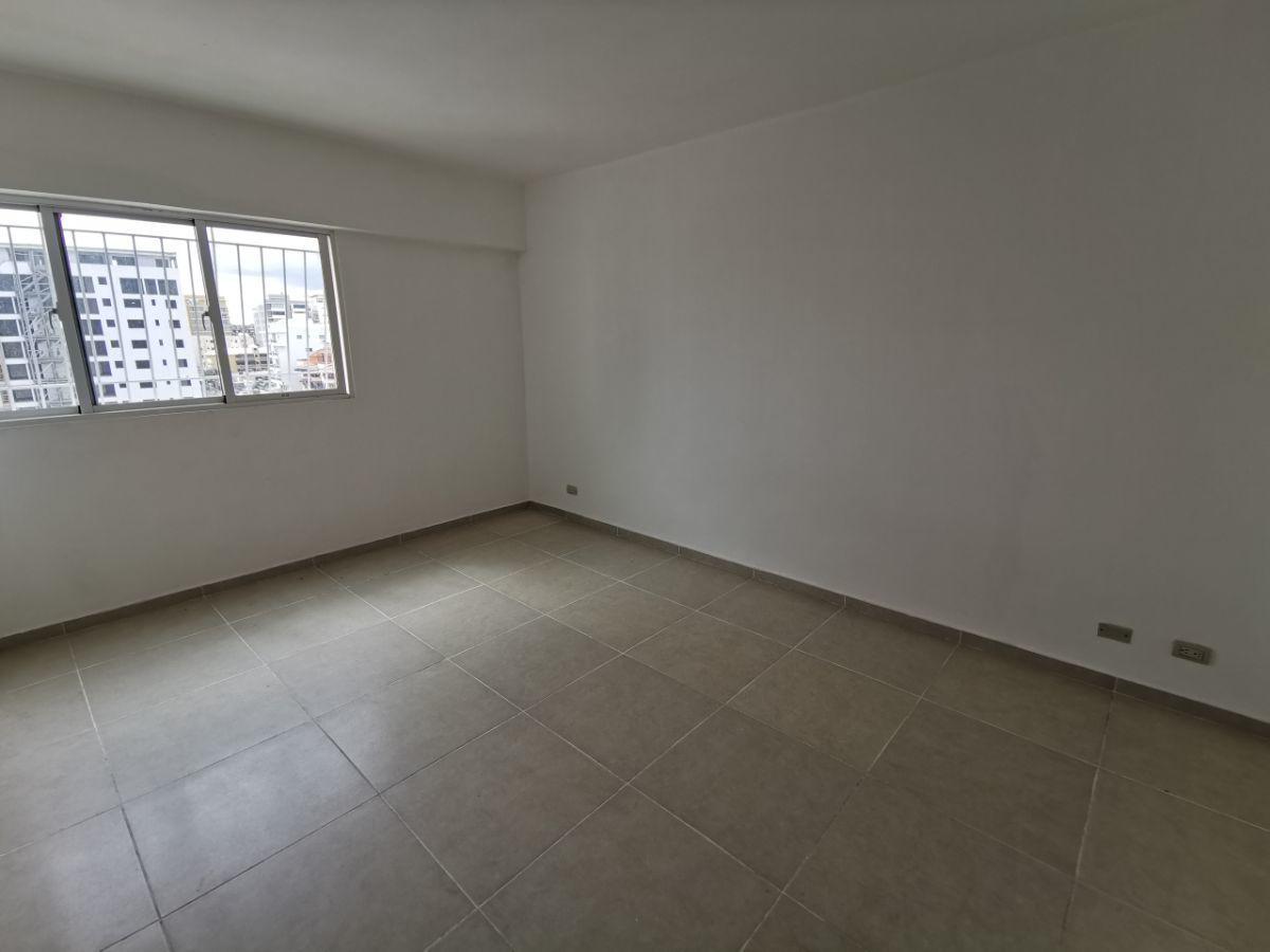 apartamentos - Aptos de 3 hab en Evaristo Morales 5