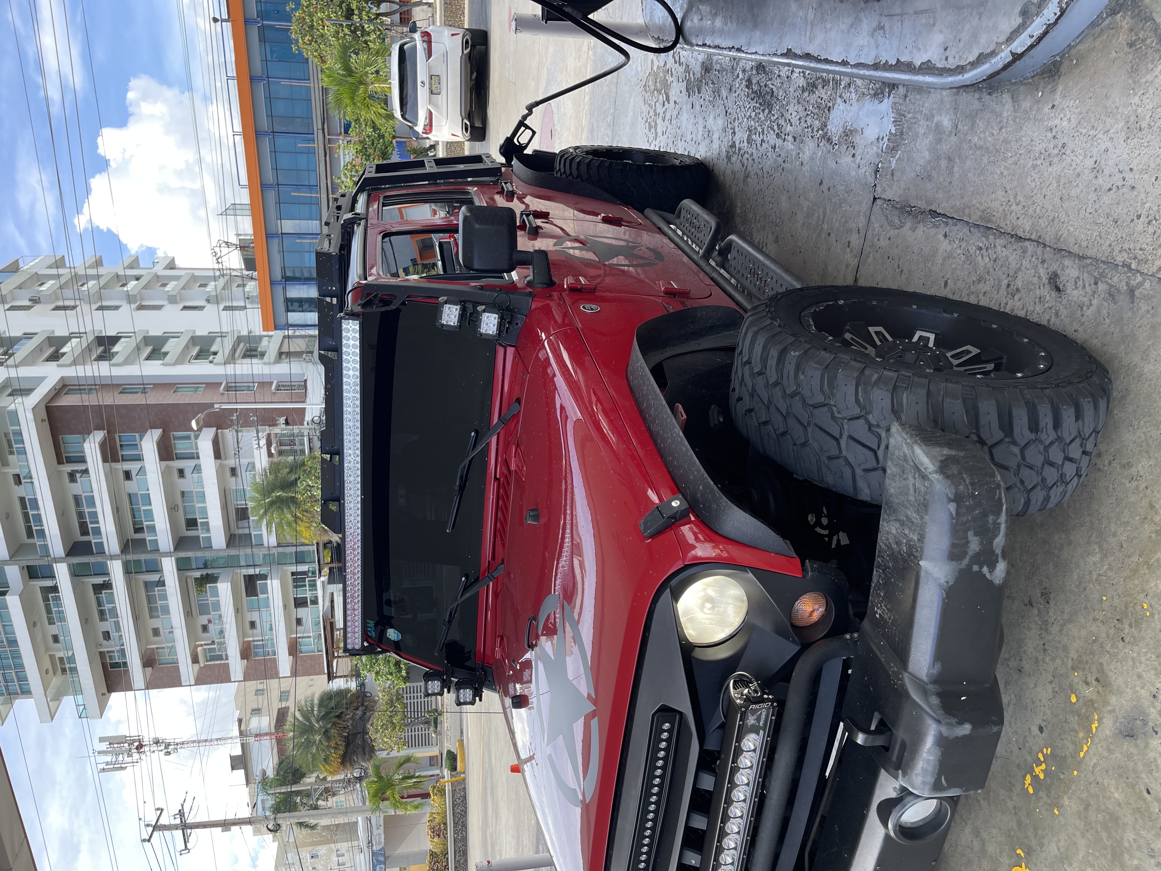 jeepetas y camionetas - se vende jeep wrangler 2014 como nuevo  4