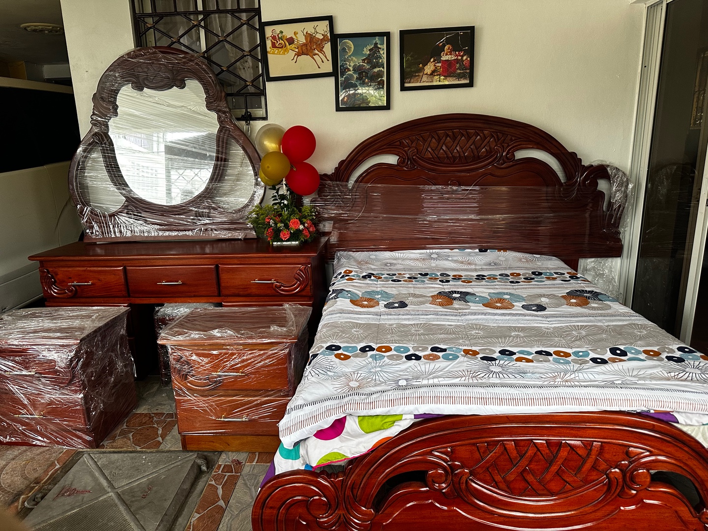 muebles y colchones - Juego de Habitación en caoba 100% negociable  3