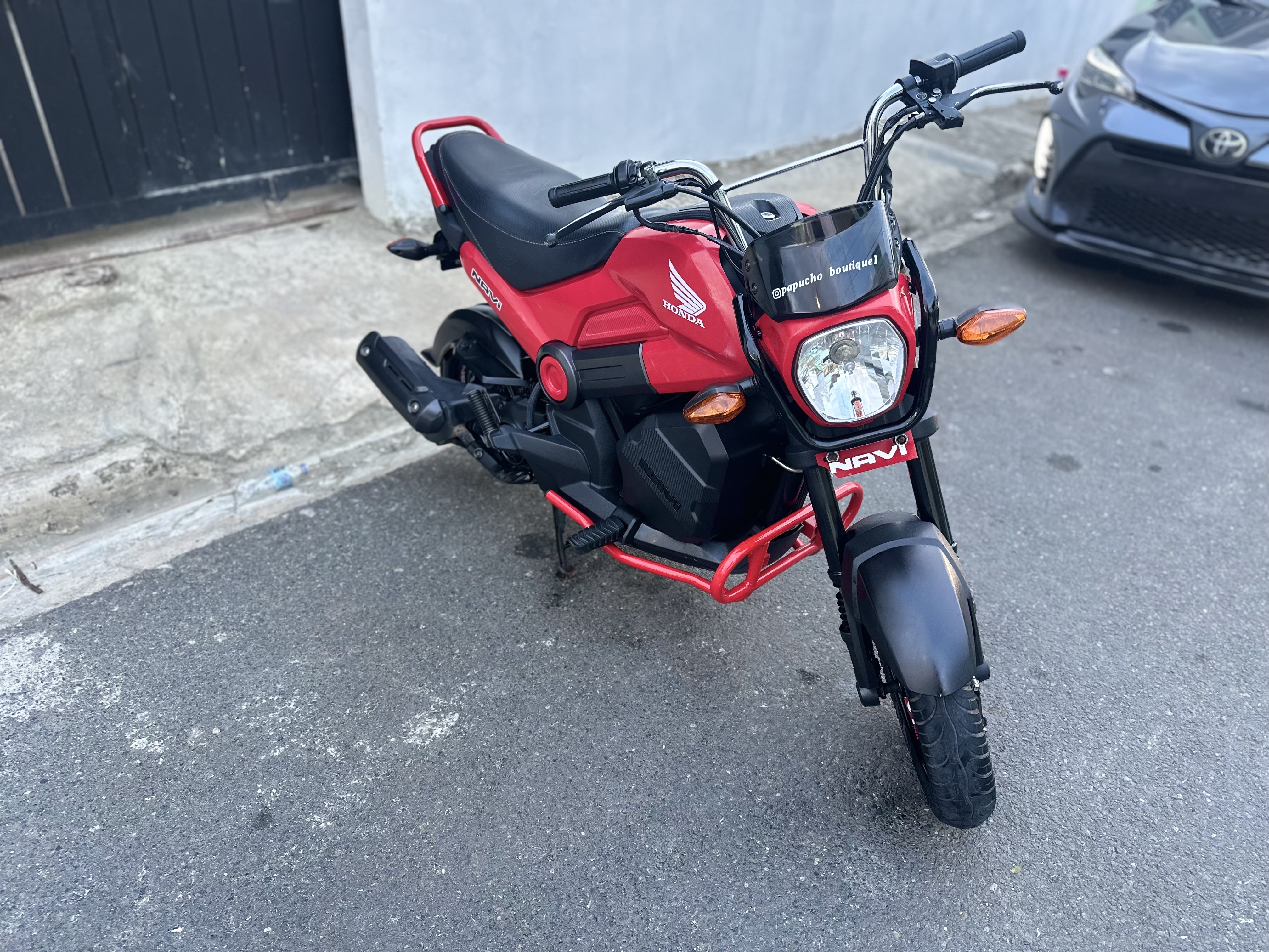 motores y pasolas - Honda Navi