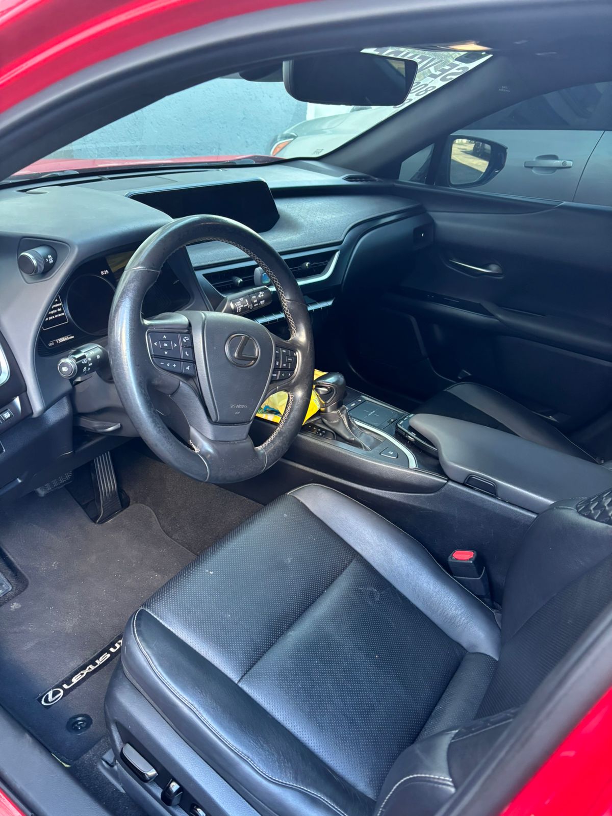 jeepetas y camionetas - Lexus UX200 - 2019 - 138,000 miles - 29,900 US$ 2