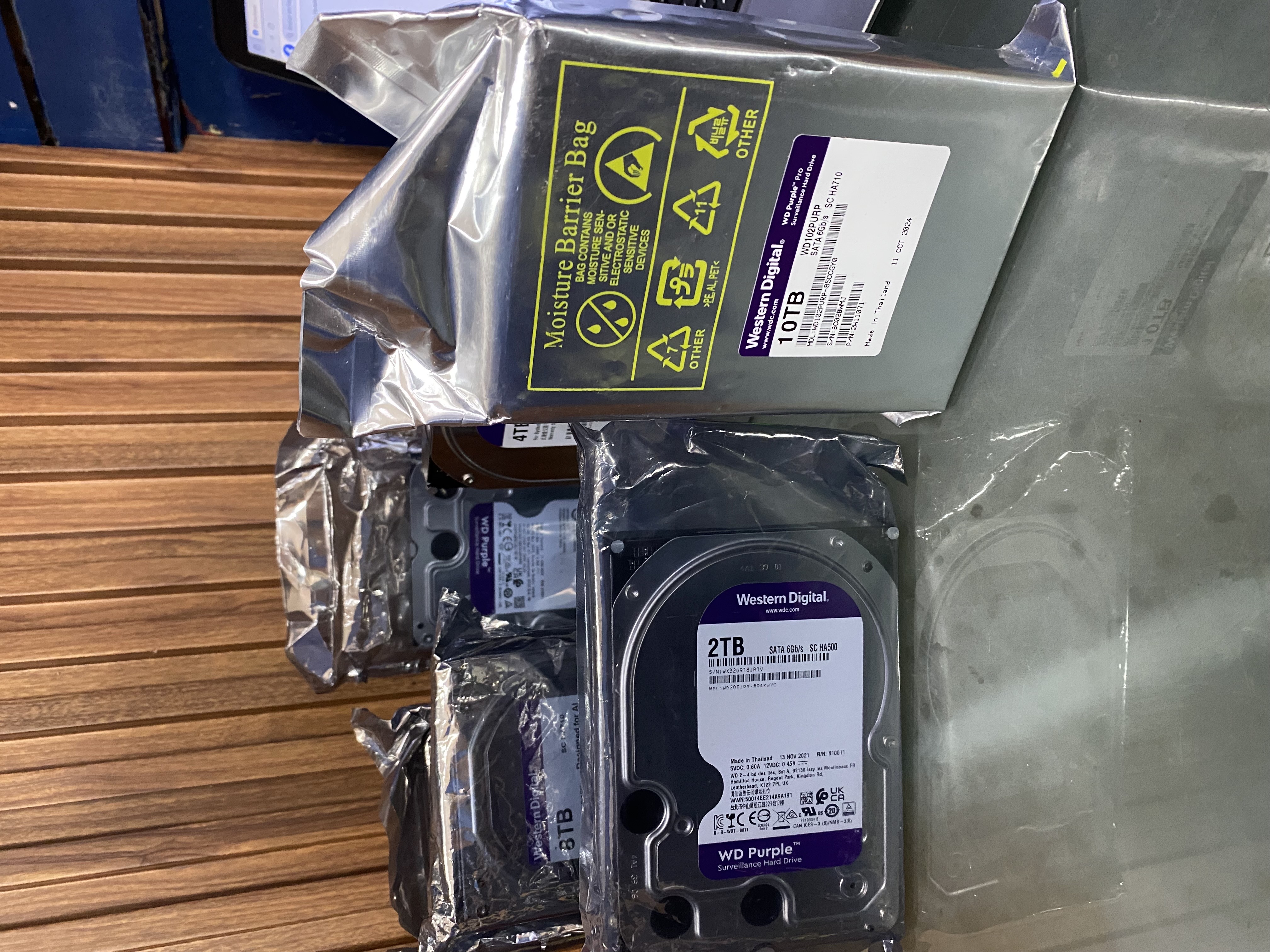 celulares y tabletas - Disco duro sata HDD purpura 2TB 3TB 4TB 6TB 8TB 10TB  1