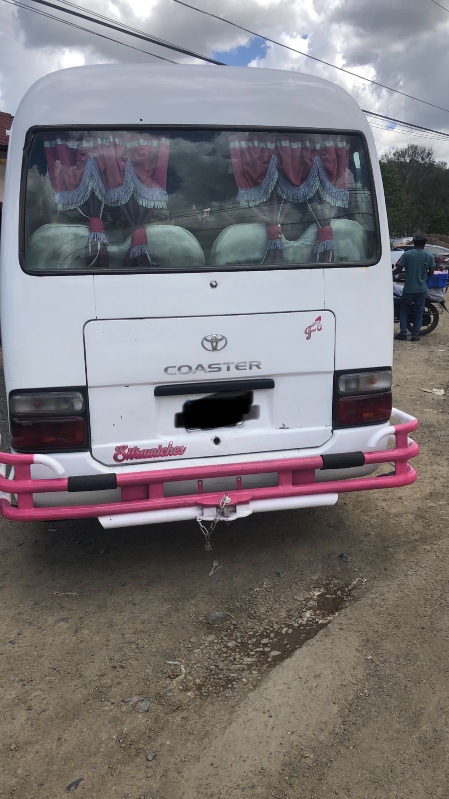 camiones y vehiculos pesados - Guagua de pasajeros Toyota Coaster 2009 1