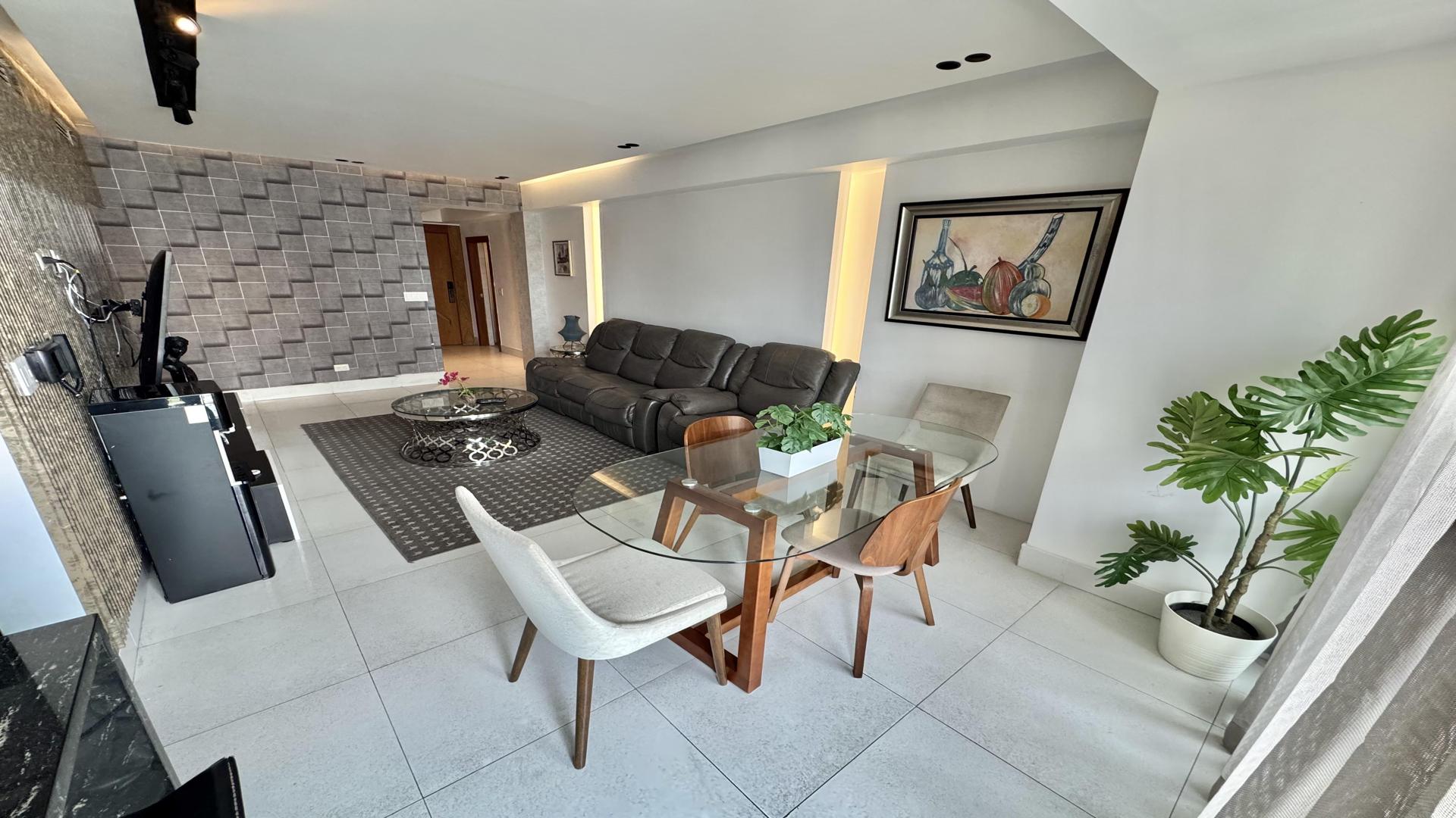 apartamentos - Apartamento Amueblado en Piantini 3