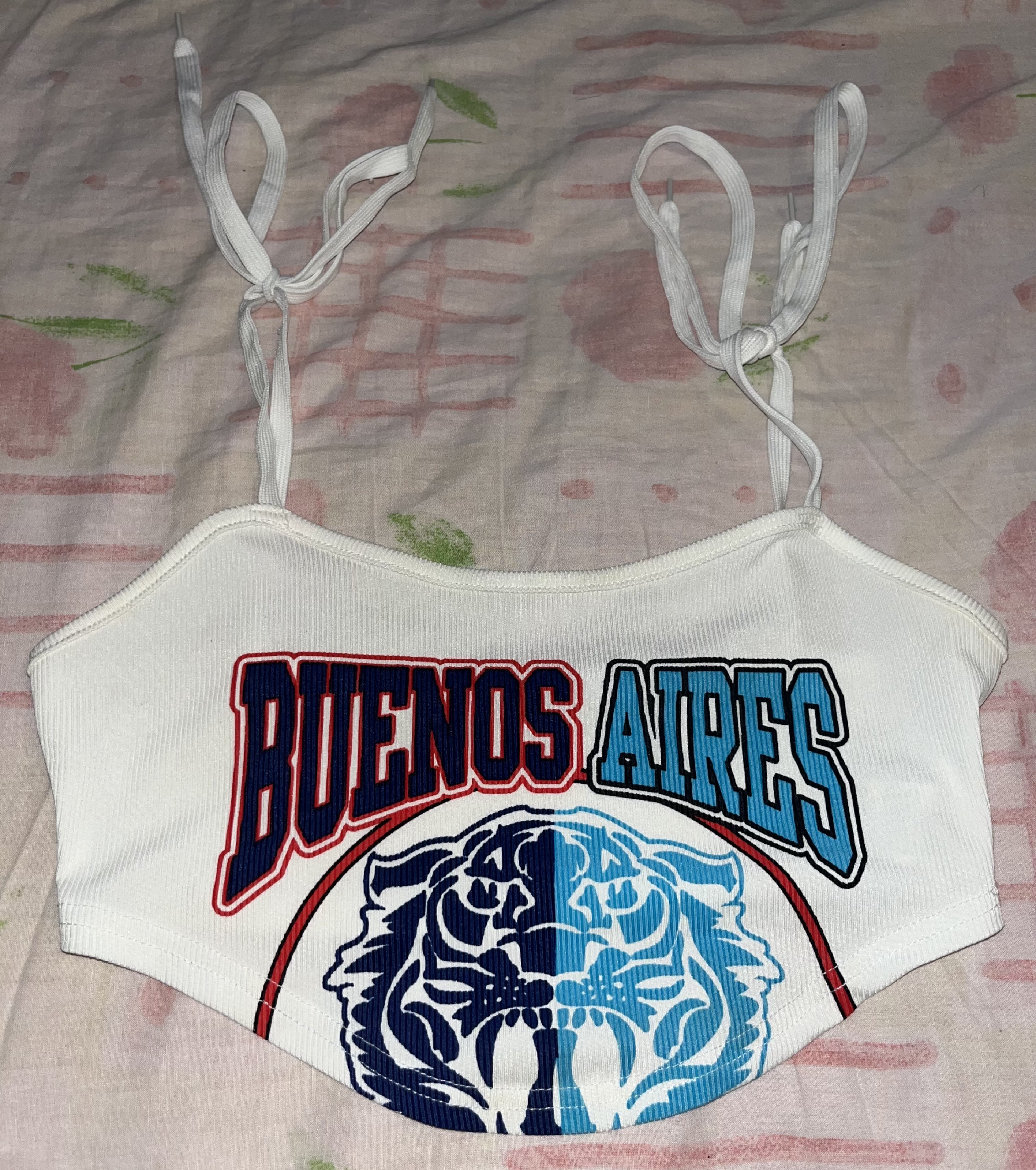 ropa para mujer - Ventas de ropa ( Es un Lote de 25 pieza) negociable, gracias!  7