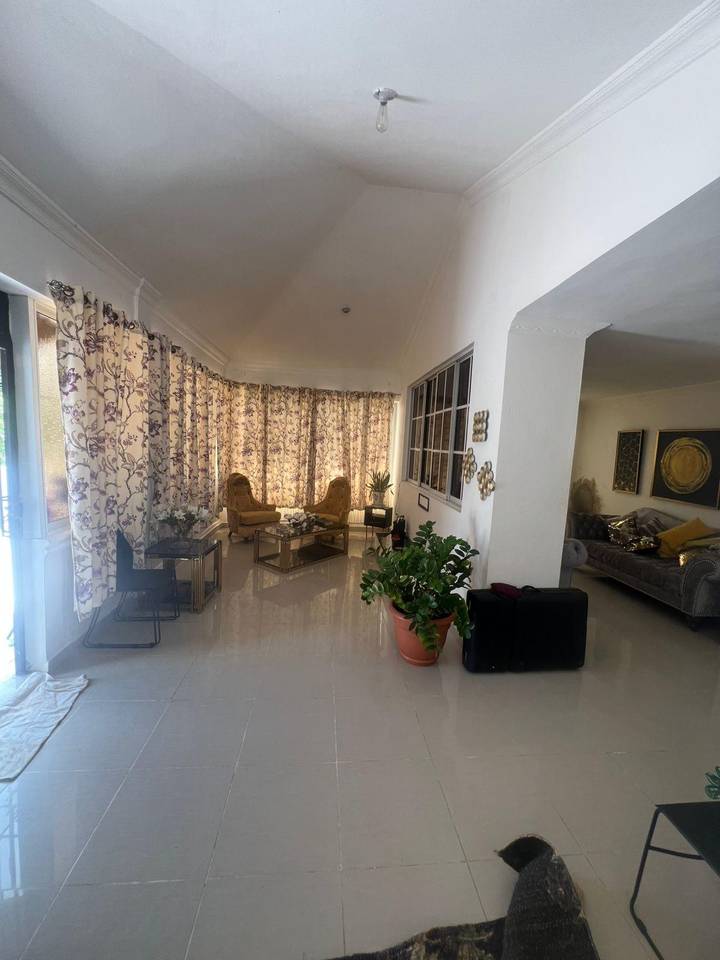 casas - CASA DE DOS NIVELES EN LOS ROSALES , STO.DGO. ESTE 8