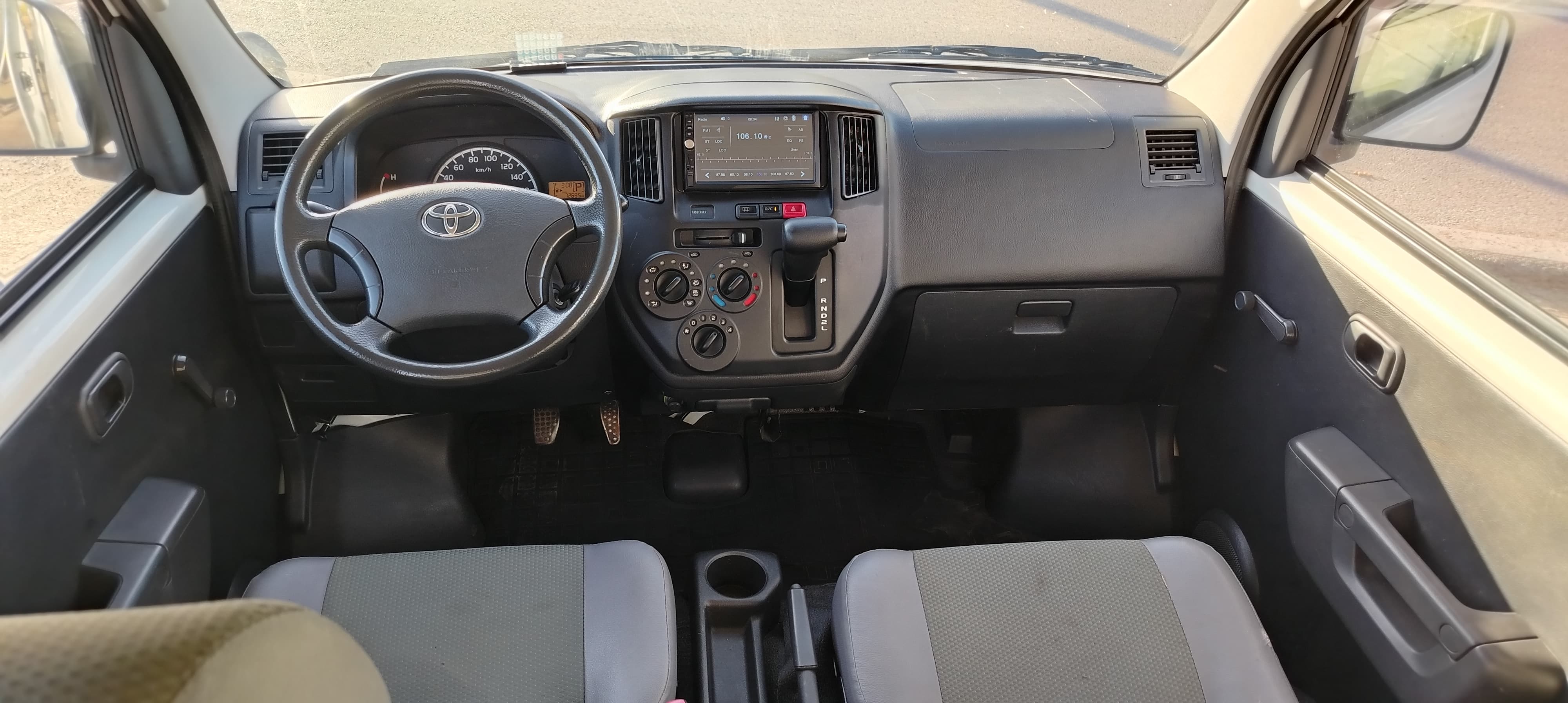 jeepetas y camionetas - Toyota Town Ace 2019 4