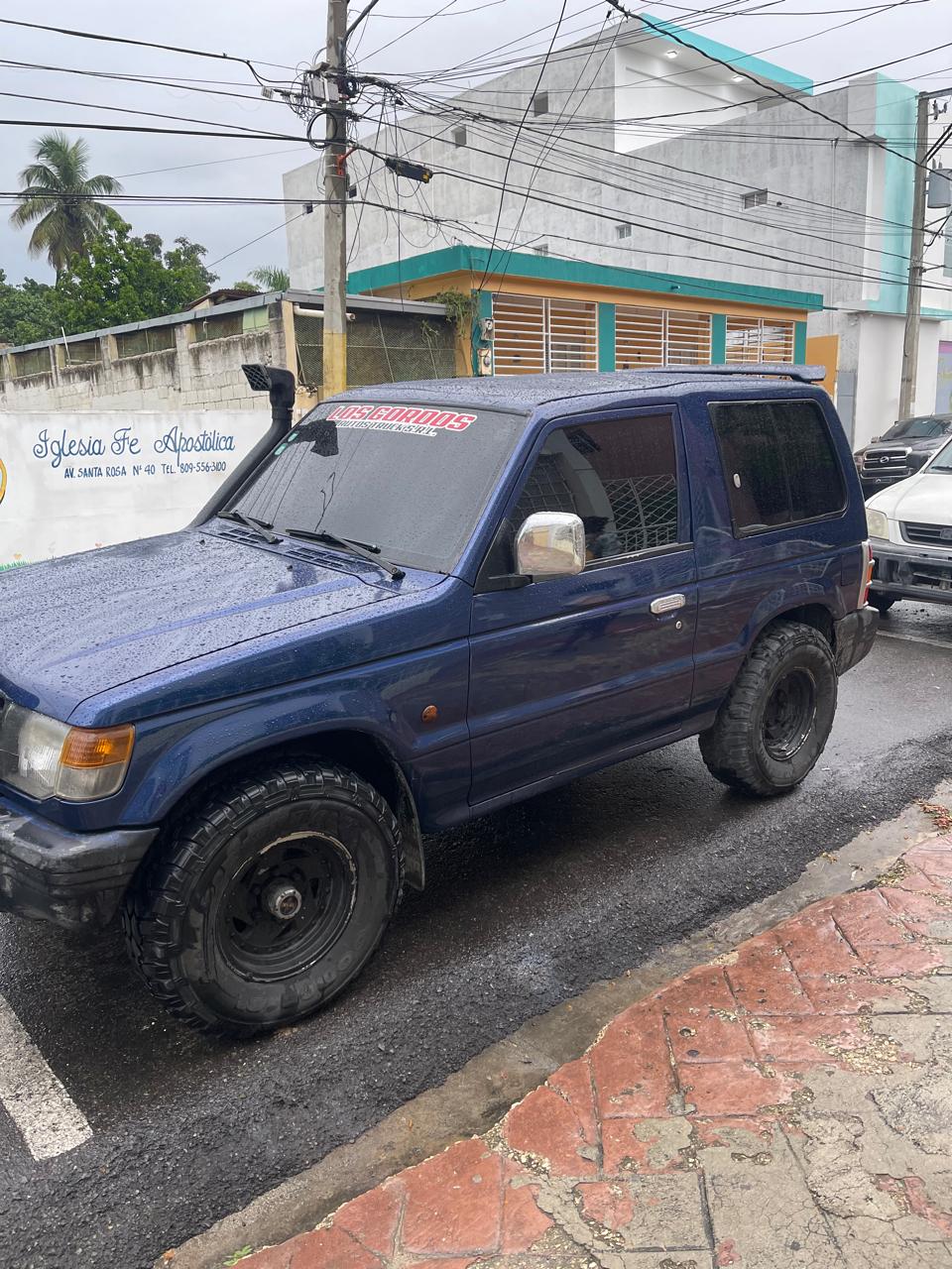 jeepetas y camionetas - mitsubishi montero 1998