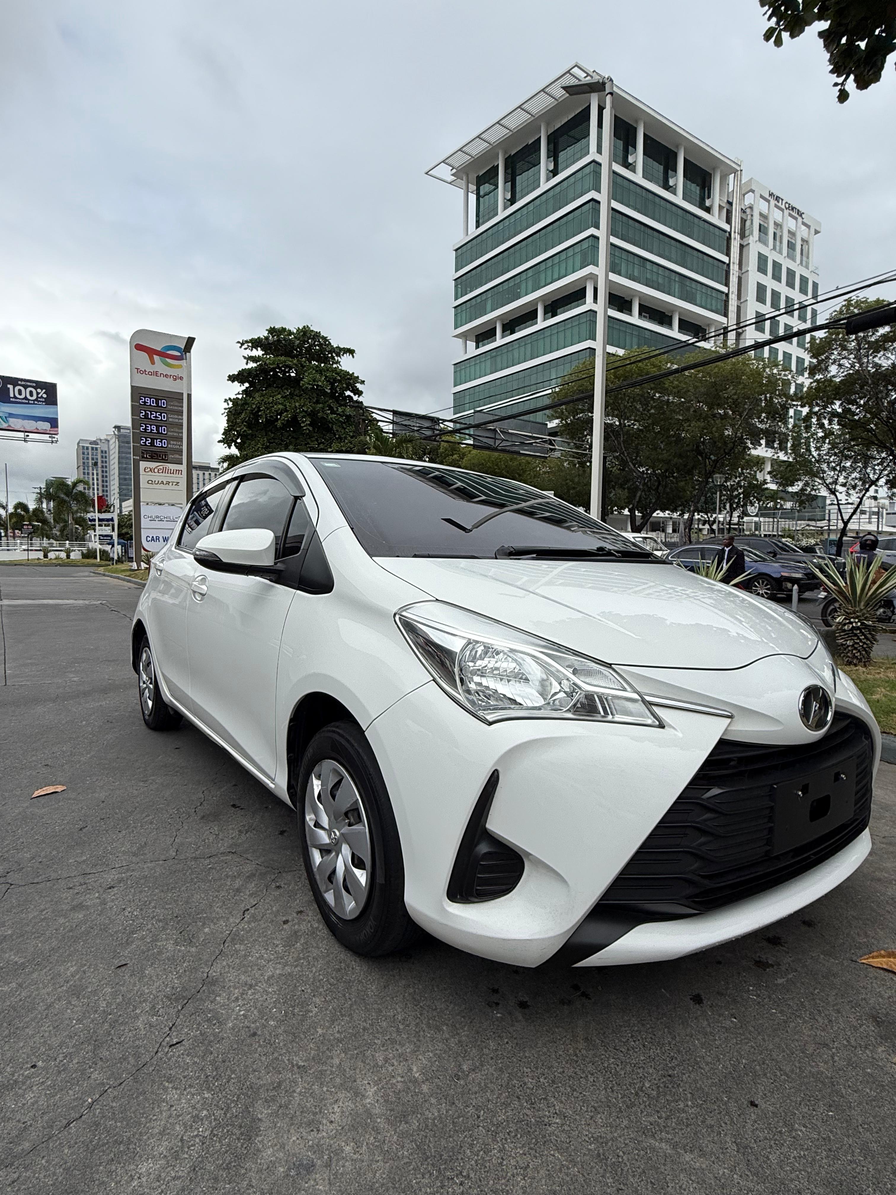 carros - Toyota Vitz 2019 Full