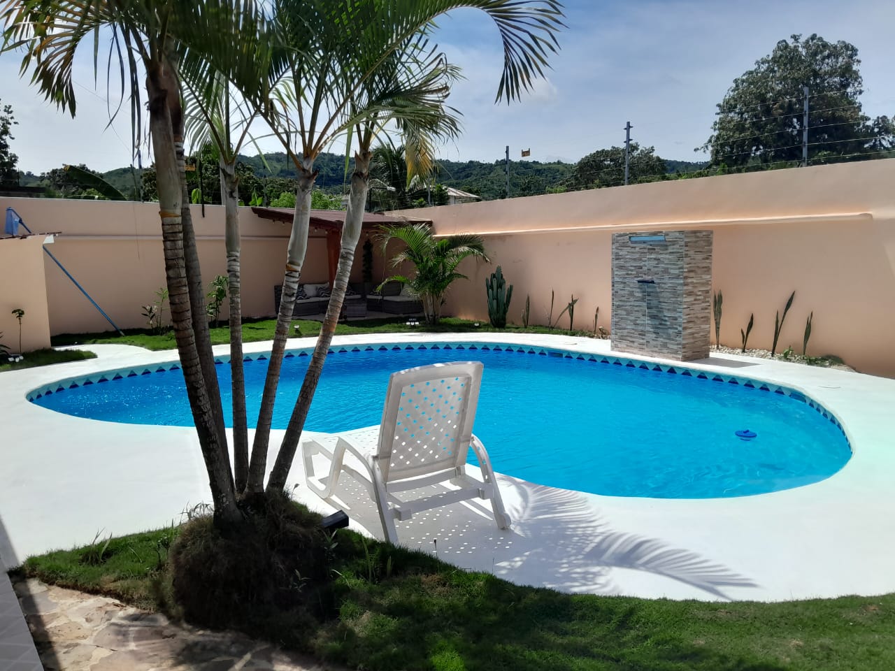 casas vacacionales y villas -  una villa de ensueño con piscina Limon/Las Terren 0