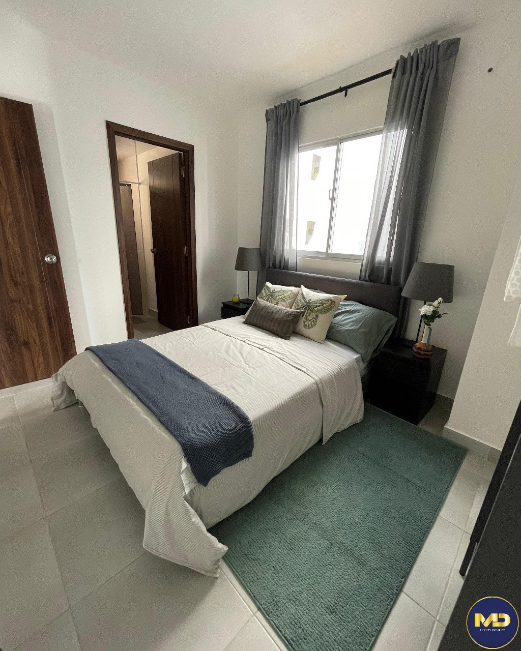 apartamentos - Apartamento en venta 4to piso con terraza privada en la Autopista de San isidro  4