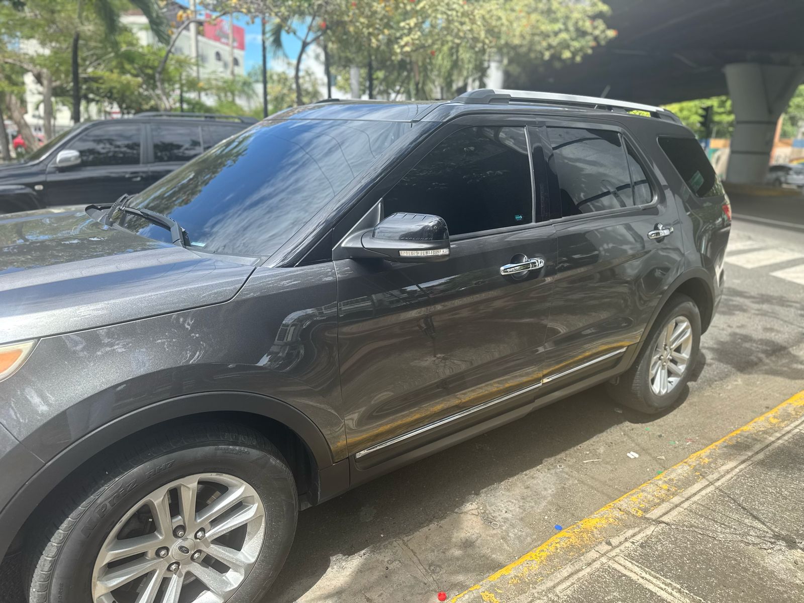 jeepetas y camionetas - FORD EXPLORER XLT 4