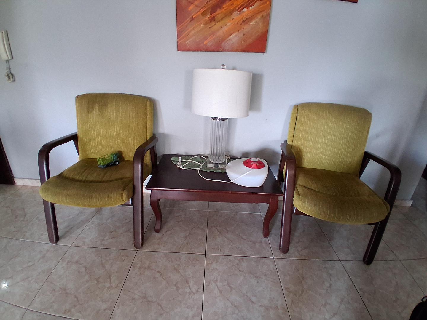 muebles y colchones - 2 BUTACAS/MUEBLES POR 8MIL 0