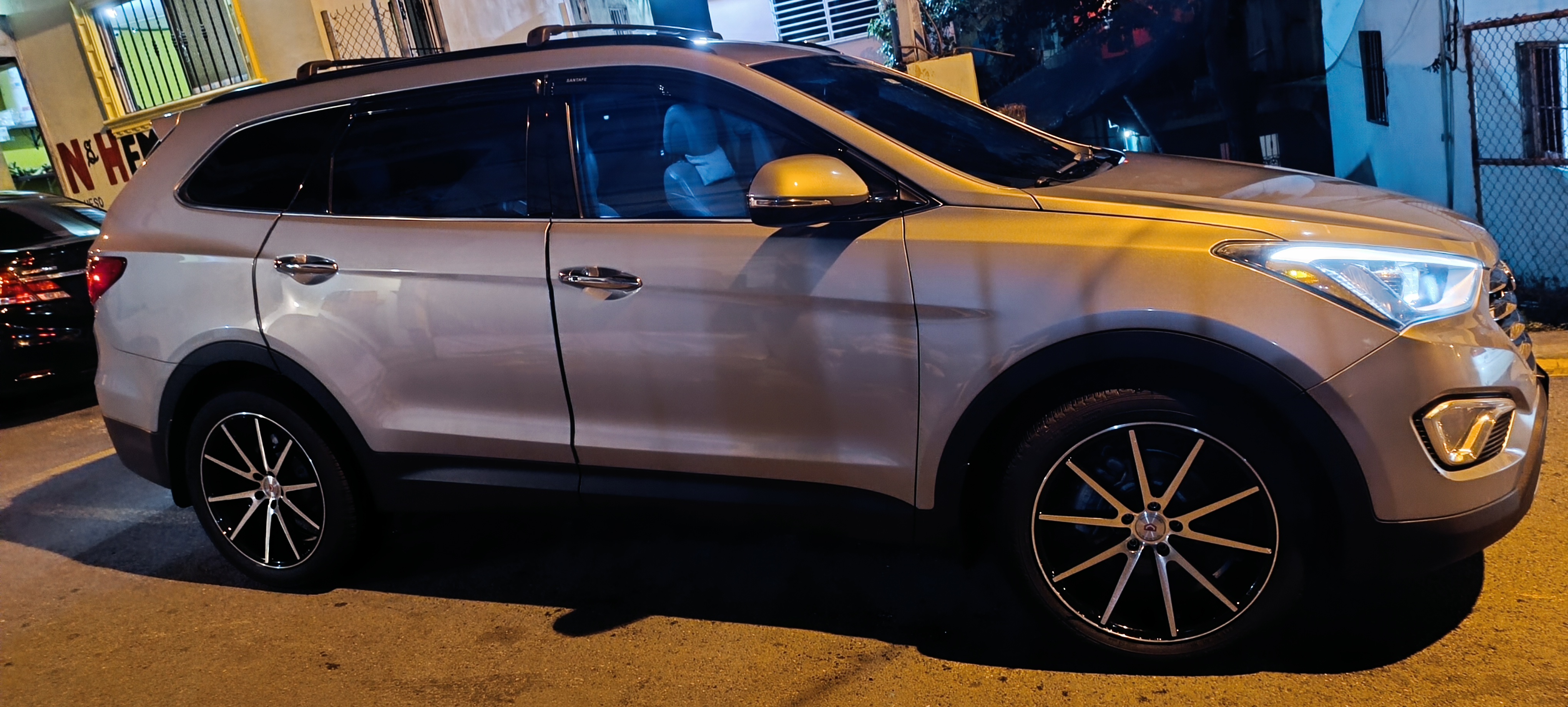 jeepetas y camionetas - Hyundai santa fe 2015 5