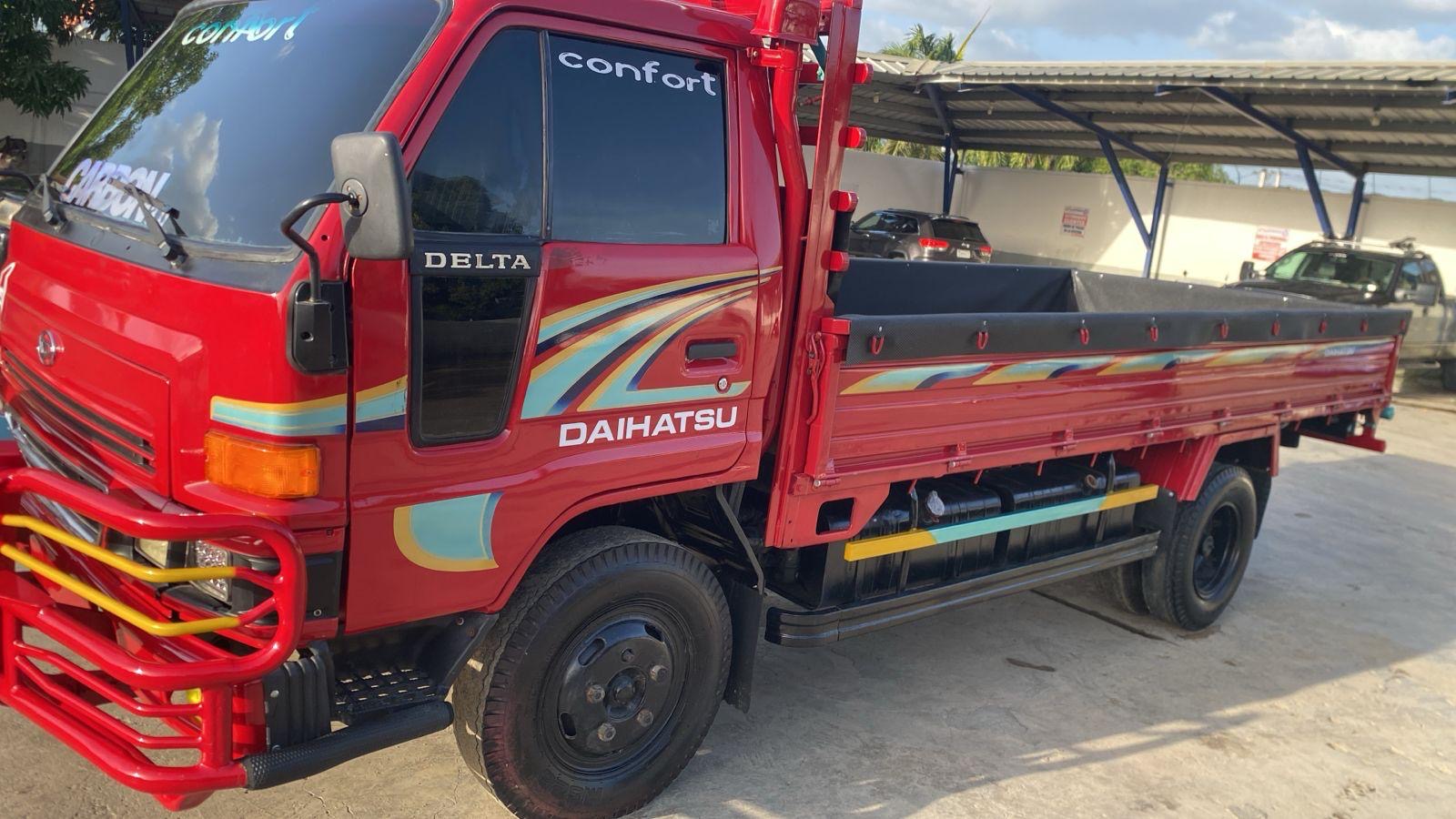 camiones y vehiculos pesados - Daihatsu Delta 2007 de oportunidad  4