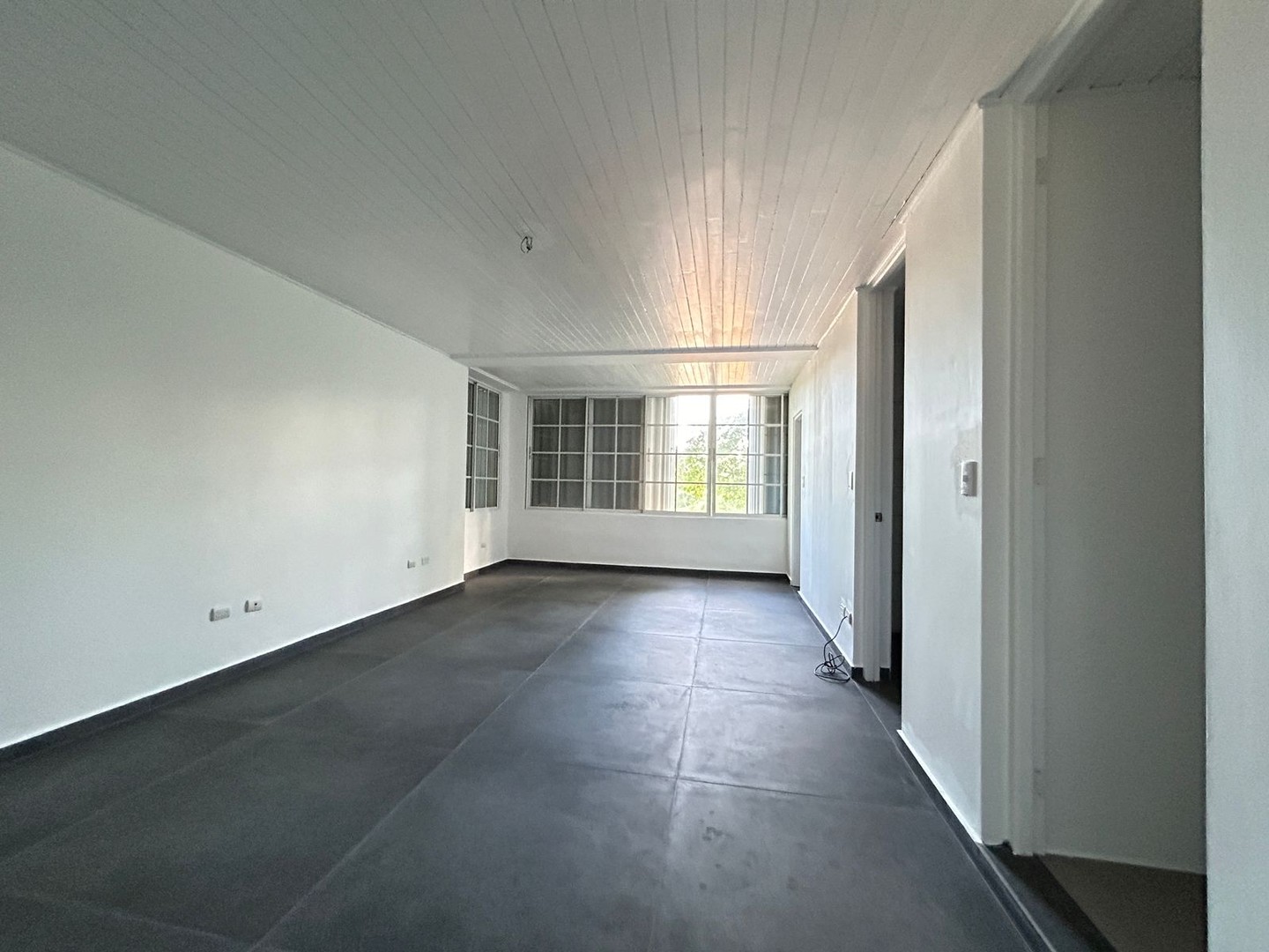 apartamentos - Alquilo Apto en Cuesta Hermosa, cerca de Colegios y Centro Comercial 