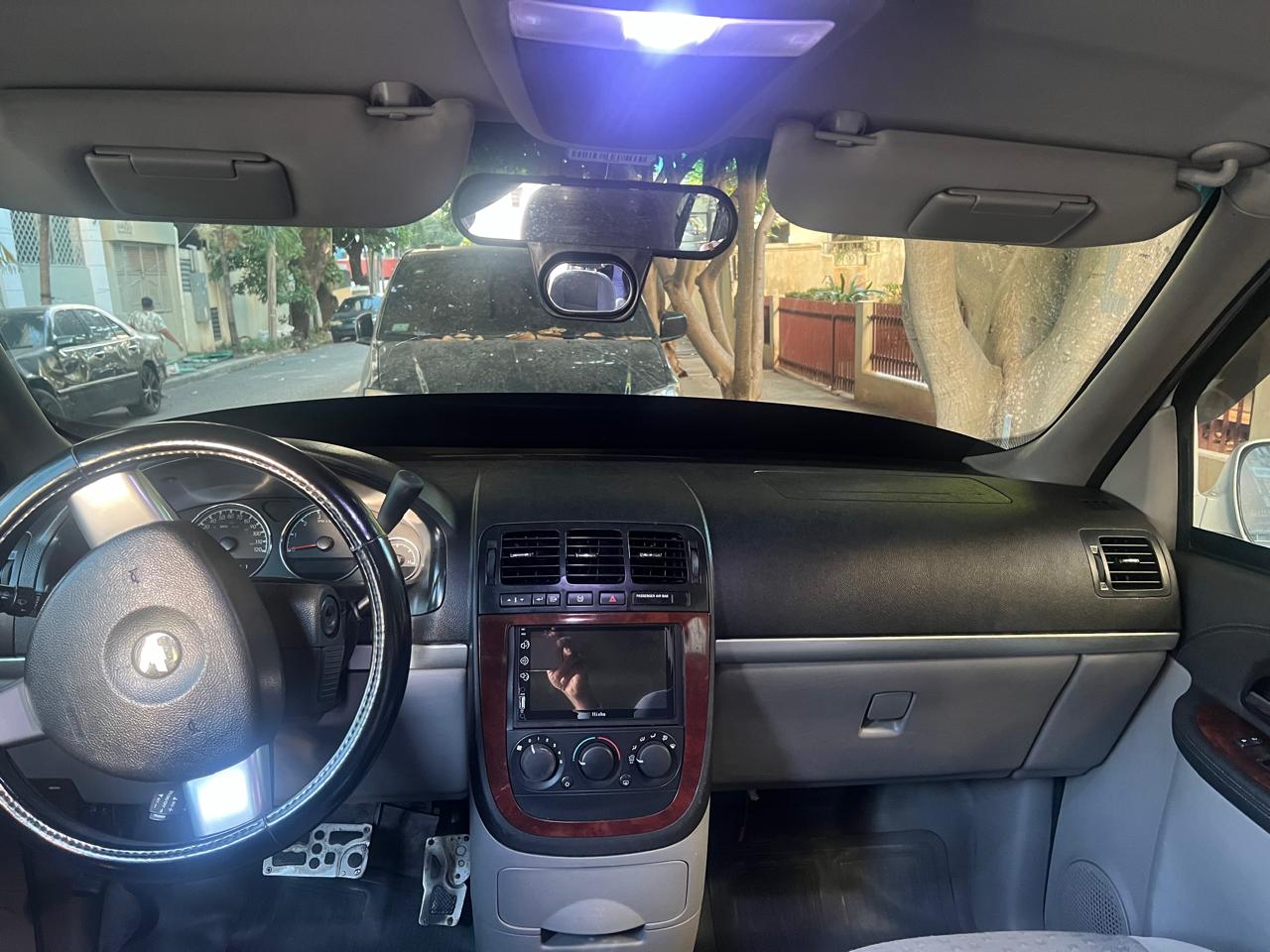 jeepetas y camionetas - Vendo minivan Chevrolet Uplander 2007 /único dueño 8