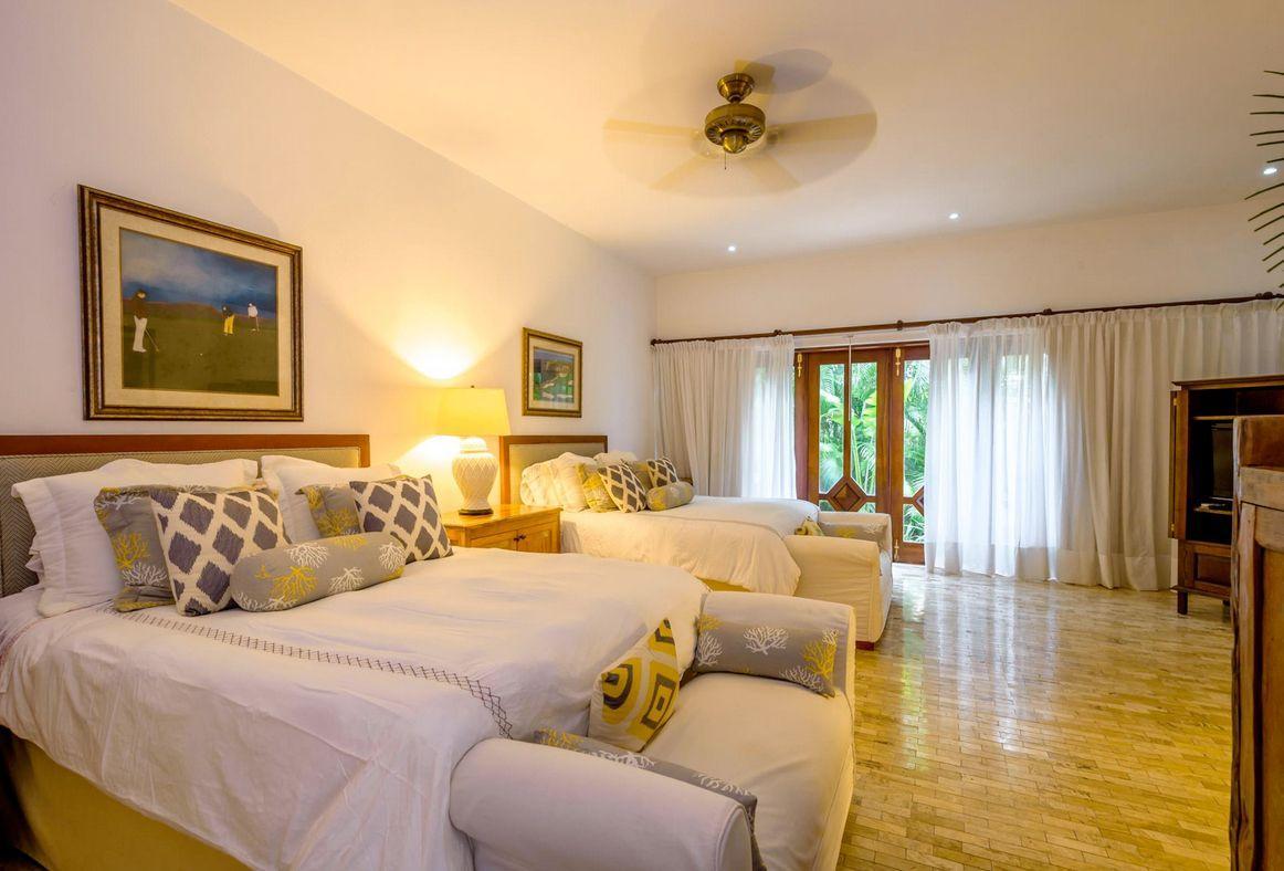 casas vacacionales y villas - Villa de lujo en Casa de Campo, frente al campo de golf 9