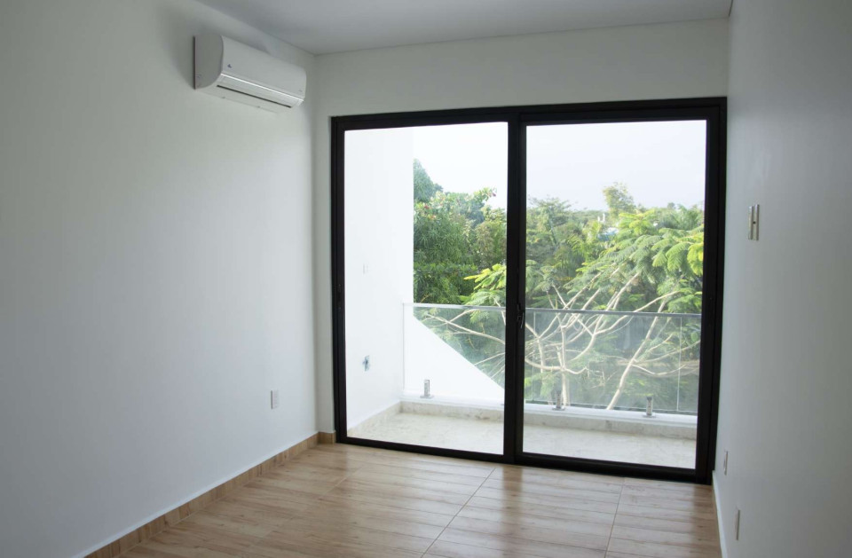 casas vacacionales y villas - Exclusiva Townhouse con Piscina en Perla Marina 2