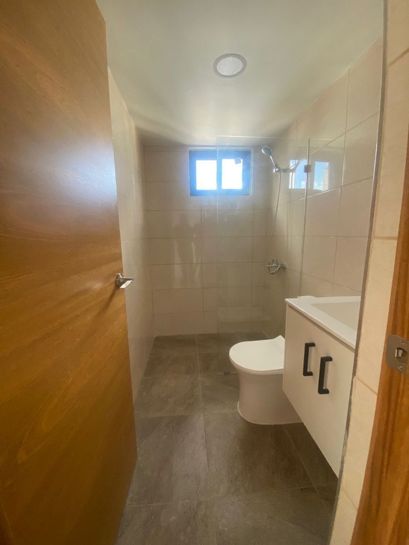 apartamentos - Venta de Apartamento en Naco Nuevo 2 Hab con Area Social 3