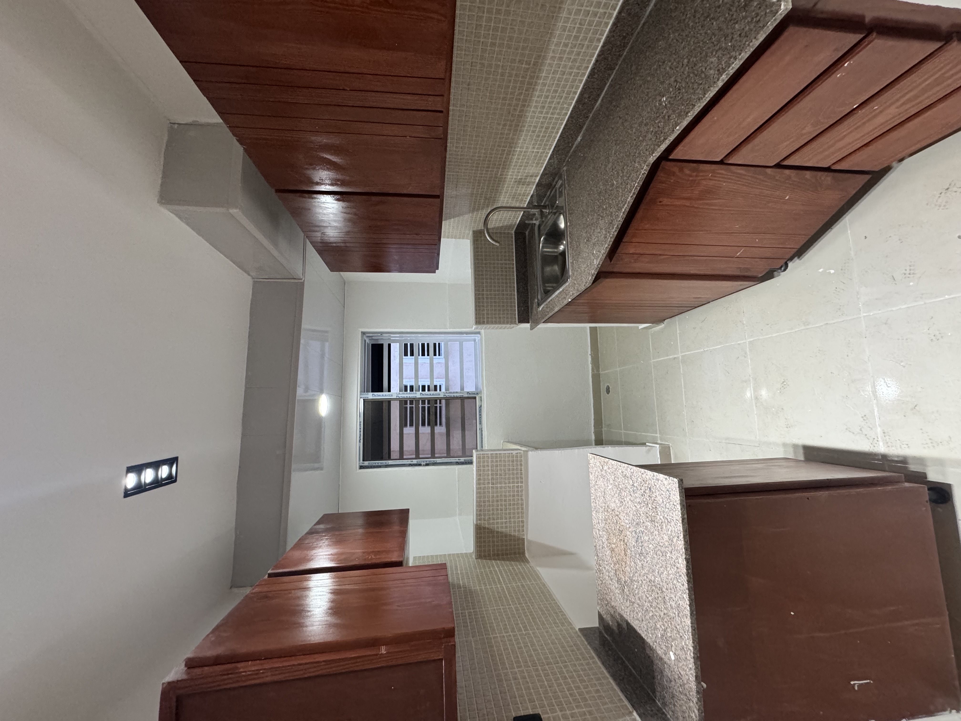 apartamentos - Apartamento con 1 año de construcción en la marginal de las Américas  3