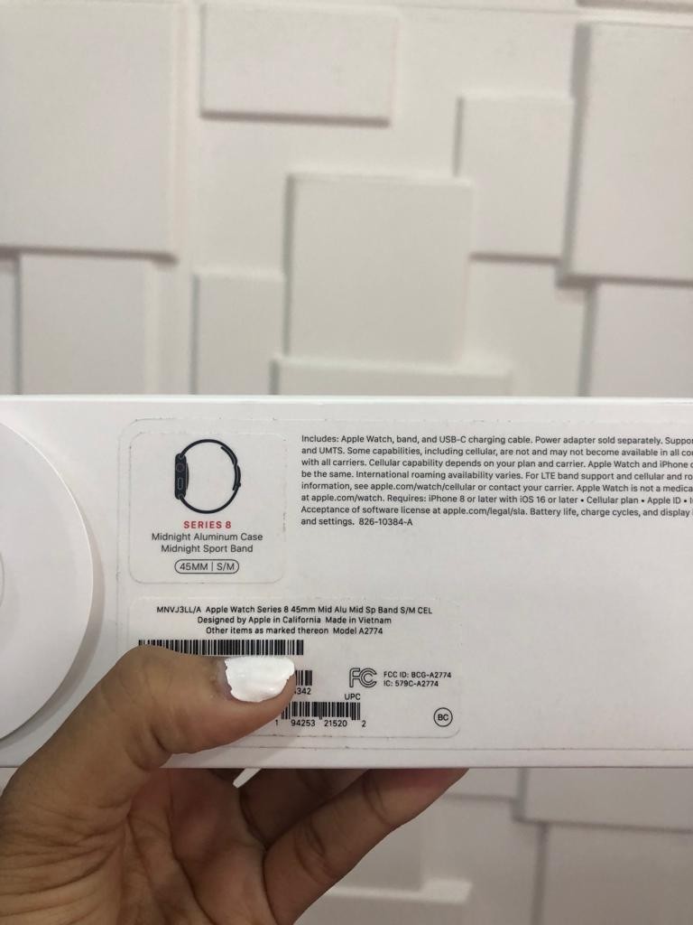 celulares y tabletas - Apple Watch Serie 8 de 45mm  1