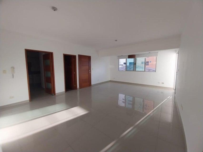 apartamentos - Apartamento en Venta en Evaristo Morales 0