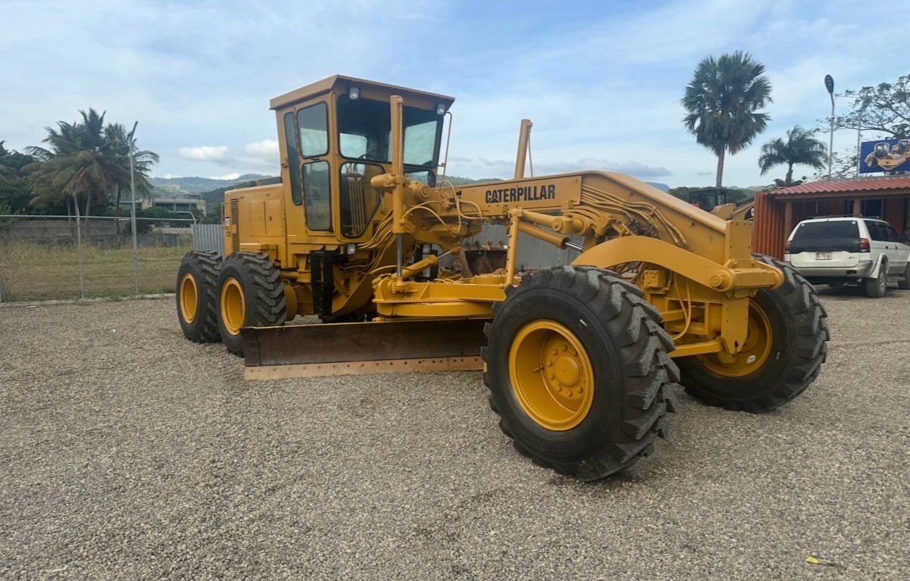 camiones y vehiculos pesados - 1978 Cat 12G 
$75,000 dólares 4