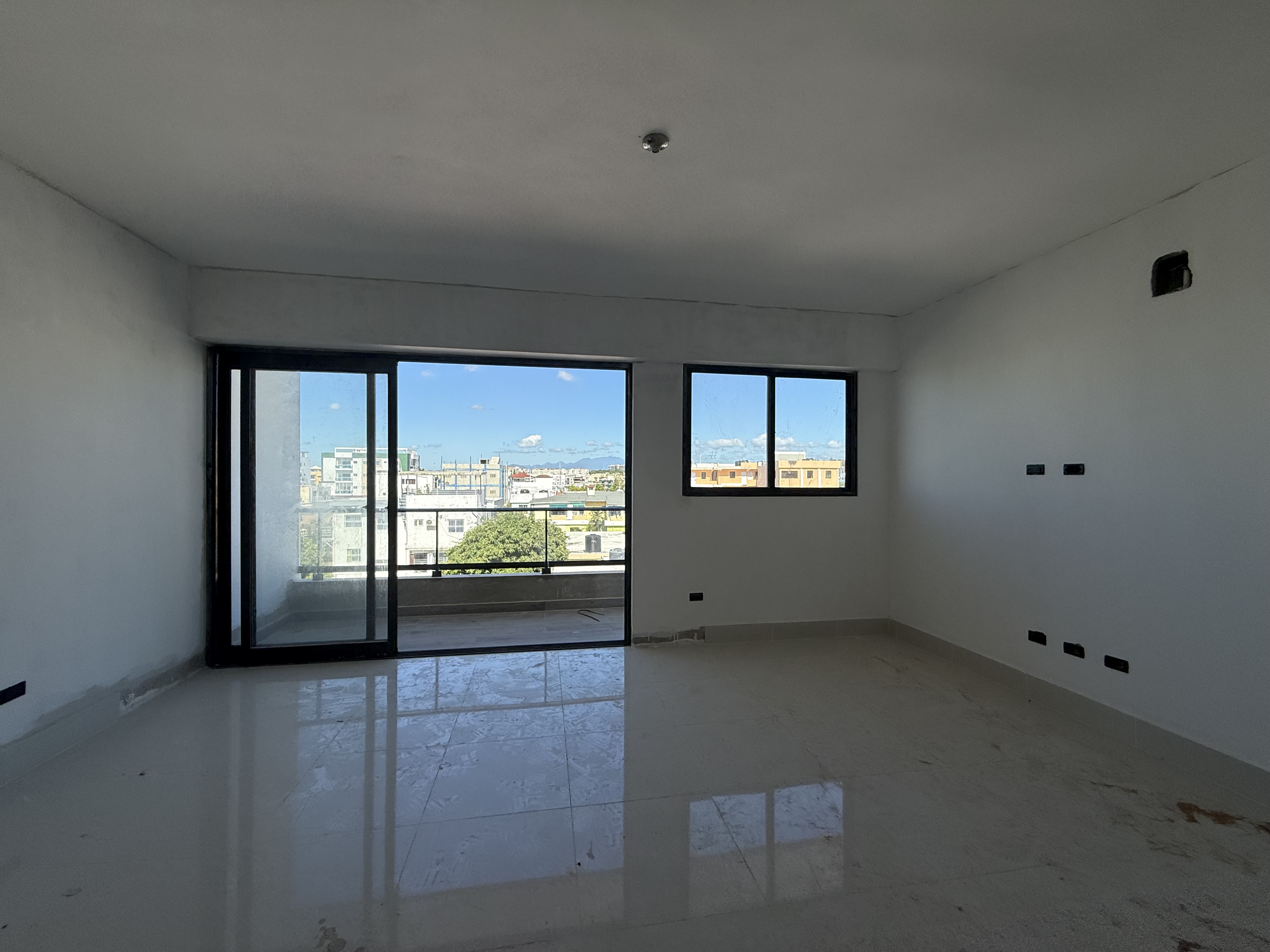 apartamentos - Vendo independencia klm 9 Apartamento piso 4 preci 1