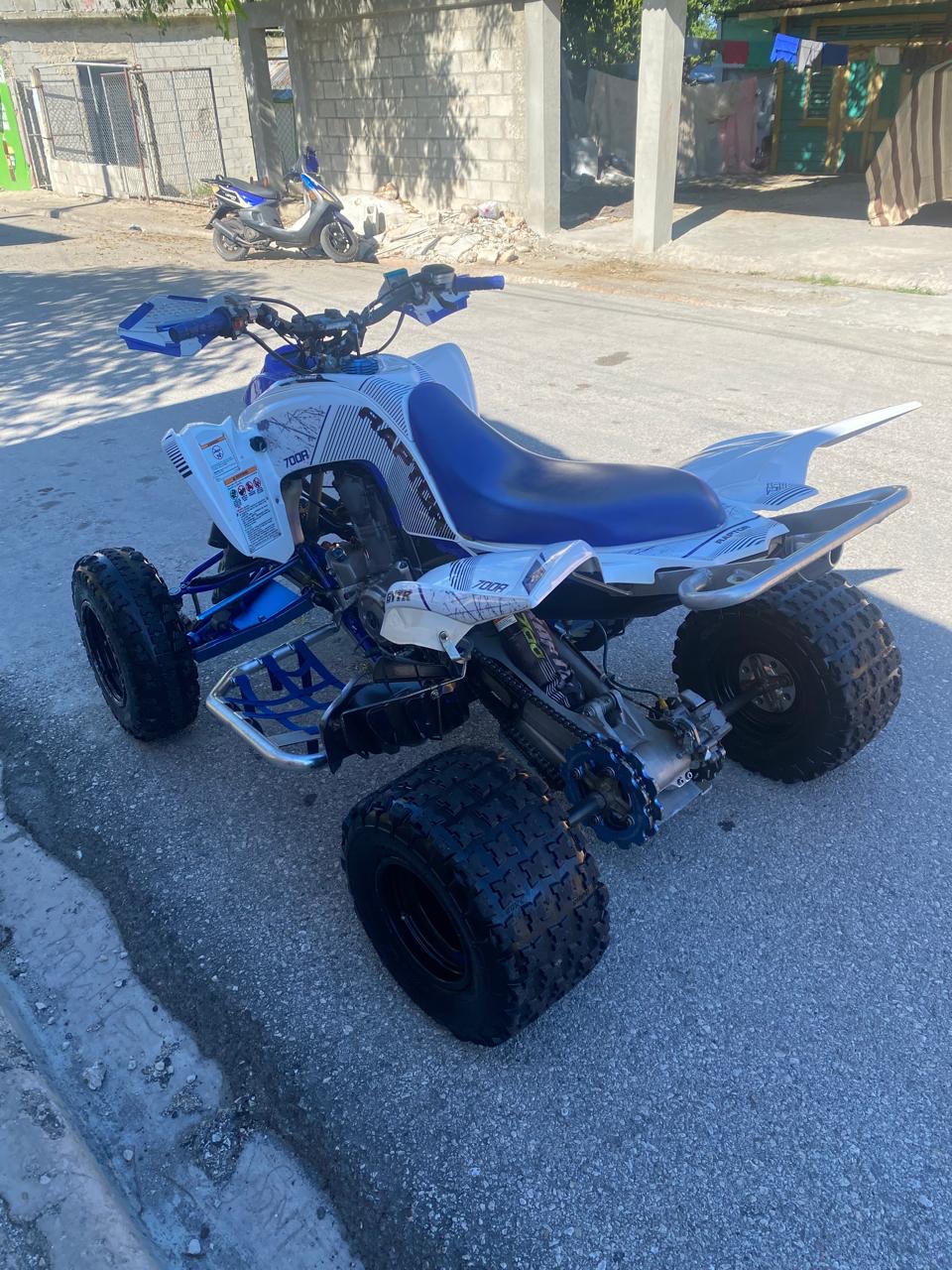 otros vehiculos - Yamaha raptor 700r Año 2017  Placa y seguro al día 0