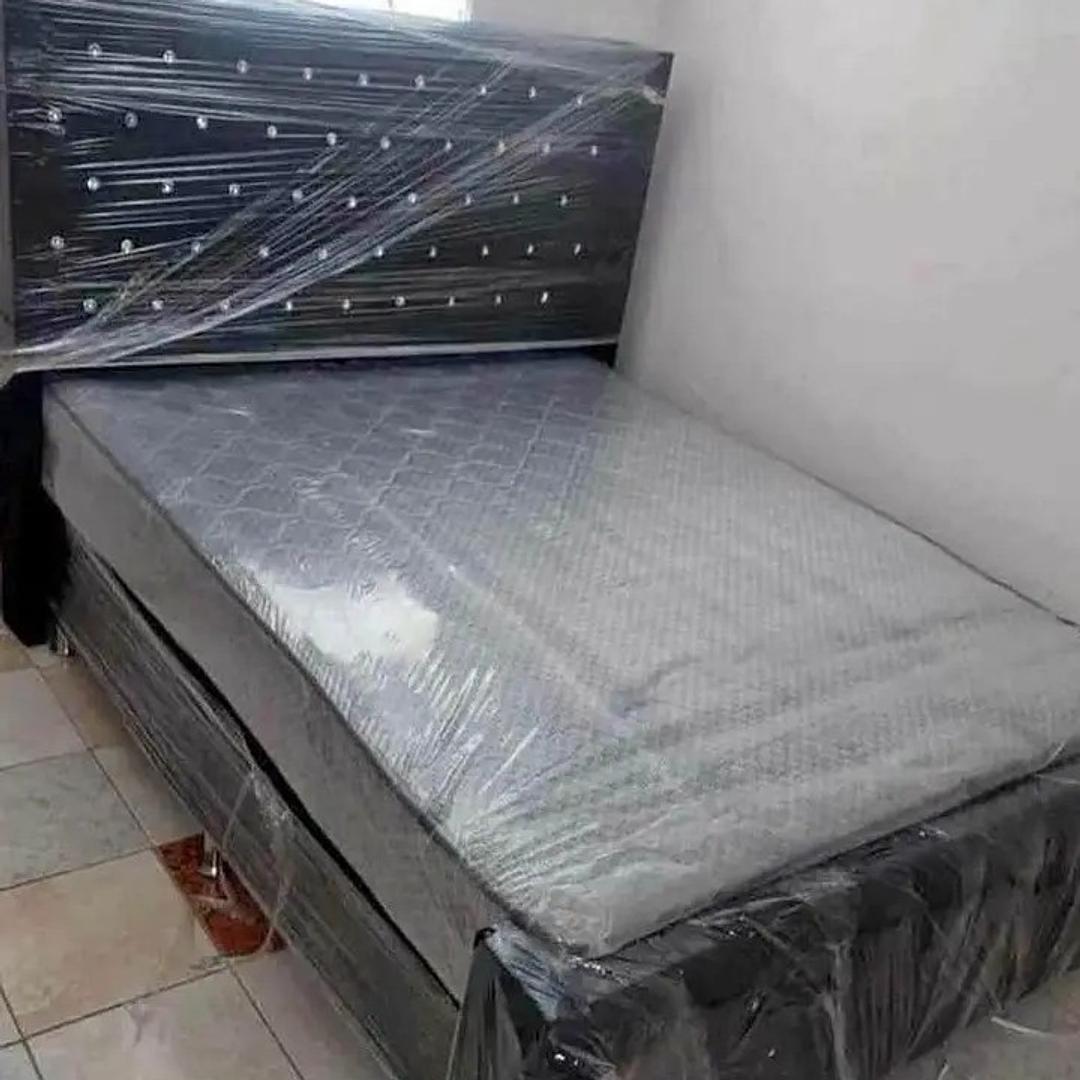 muebles y colchones - camas tapisadas  0