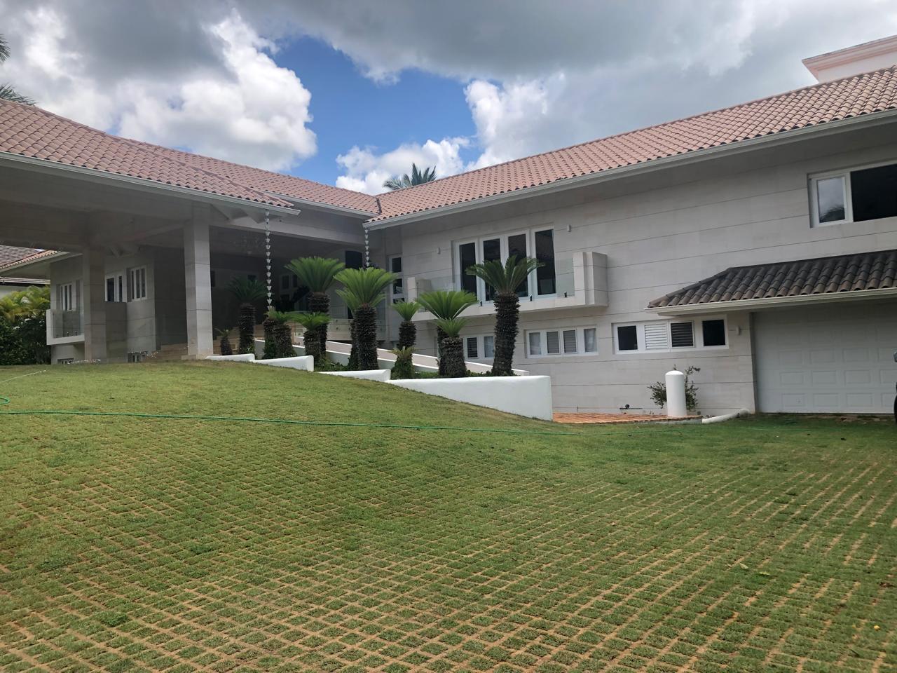 casas vacacionales y villas - Villa de lujo en Casa de Campo, frente al campo de golf 4