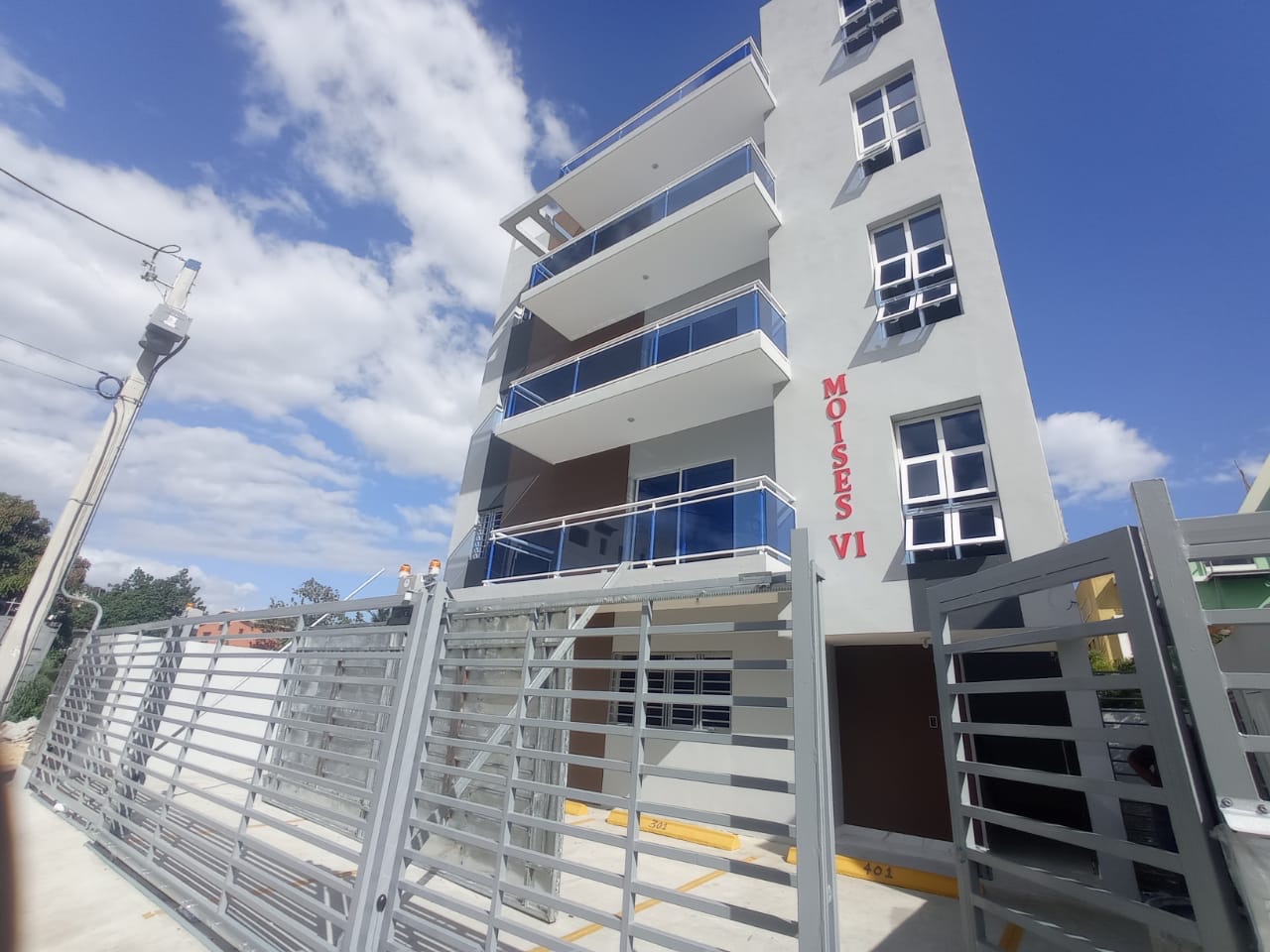 apartamentos - Venta de apartamento en la autopista de san Isidro brisa oriental 120mts 0