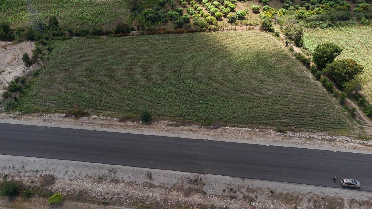 solares y terrenos - Terreno en Azua  1