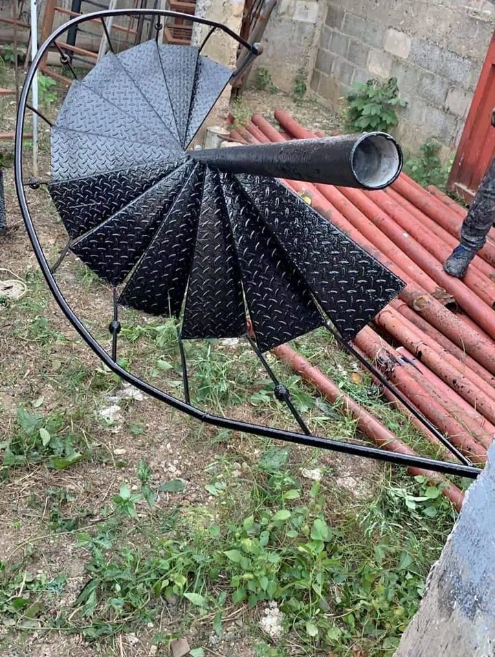 herramientas, jardines y exterior - Gran oferta de escalera de caracol totalmente nuevas somos fabricantes  1