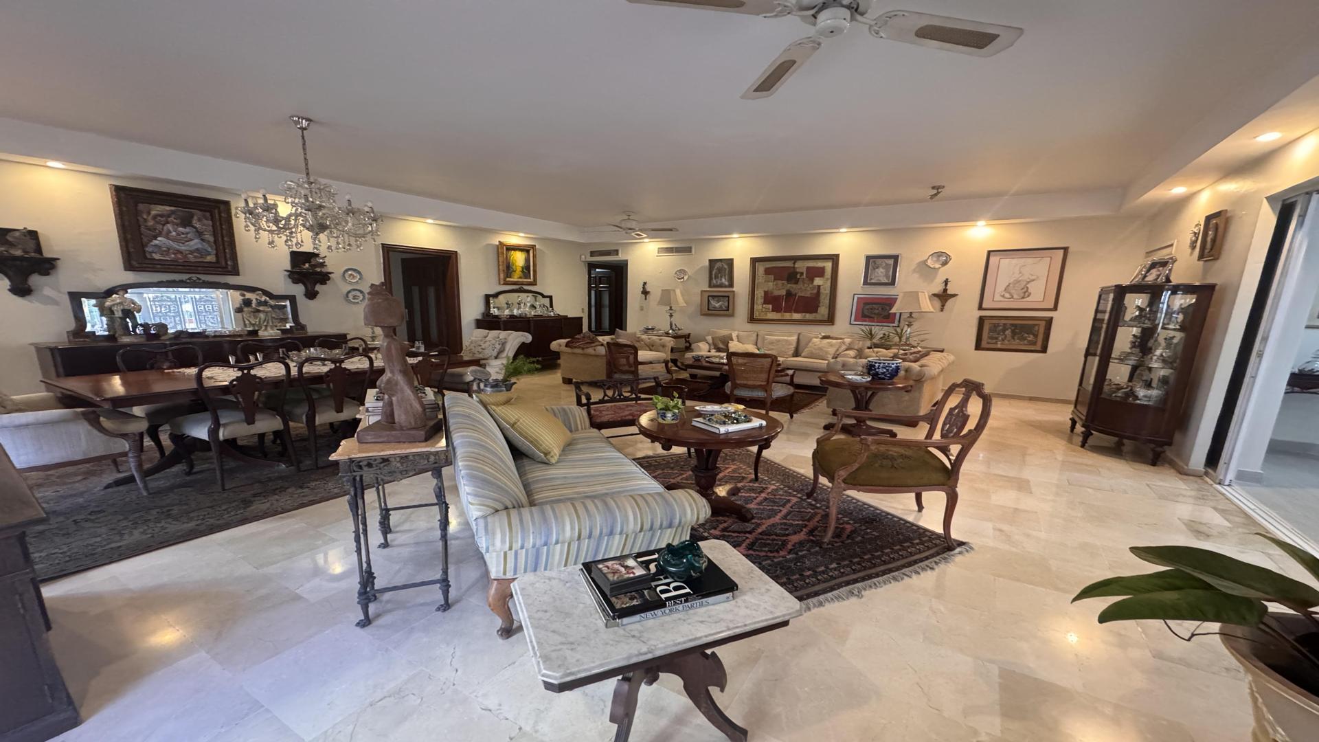 apartamentos - En venta Amplio Segundo piso con hermosa terraza 6