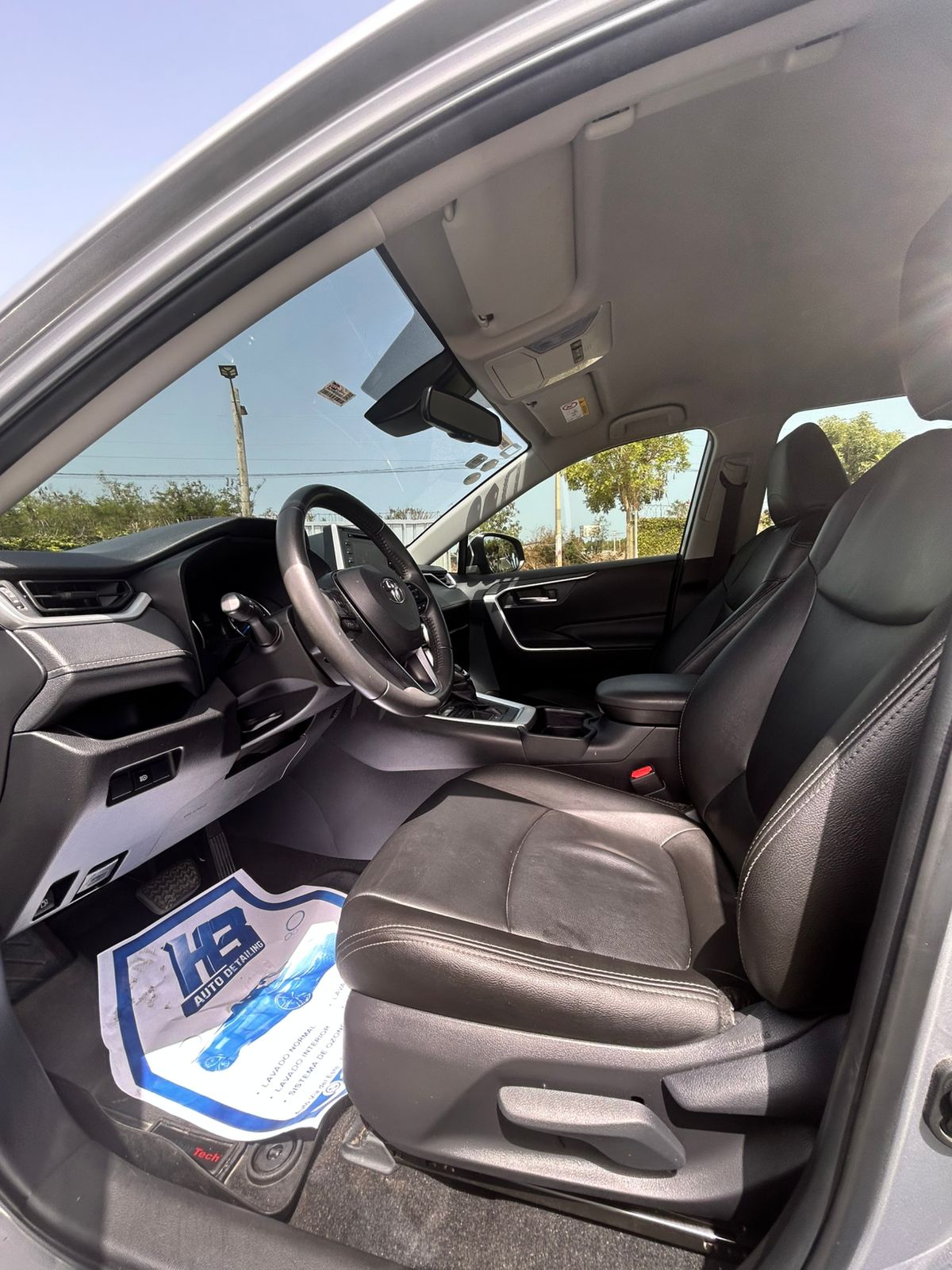 jeepetas y camionetas - Vendo Toyota RAV4 Hybrid 2021 8