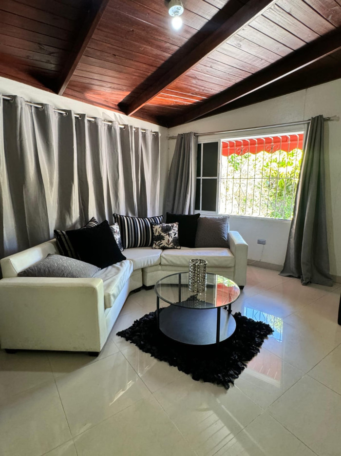 casas - Se vende una casa de 2 Niveles en Altos de Arroyo  2
