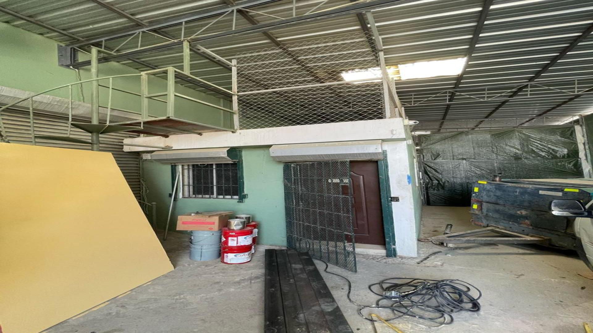 otros inmuebles - Nave Industrial en PANTOJA SANTO DOMINGO OESTE 3