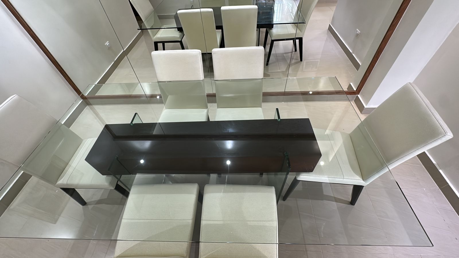 muebles y colchones - Vendo Comedor con tope de cristal y madera