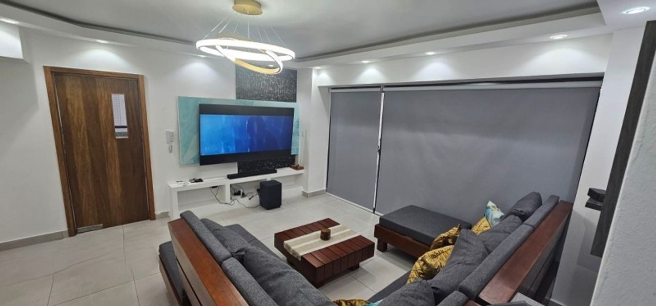 apartamentos - Apartamento en renta en Evaristo Morales  4