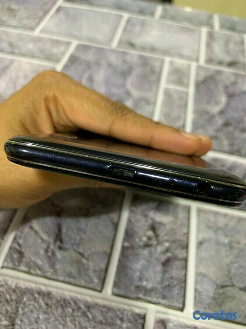 celulares y tabletas - Teléfono LG X power2 - 32GB  3