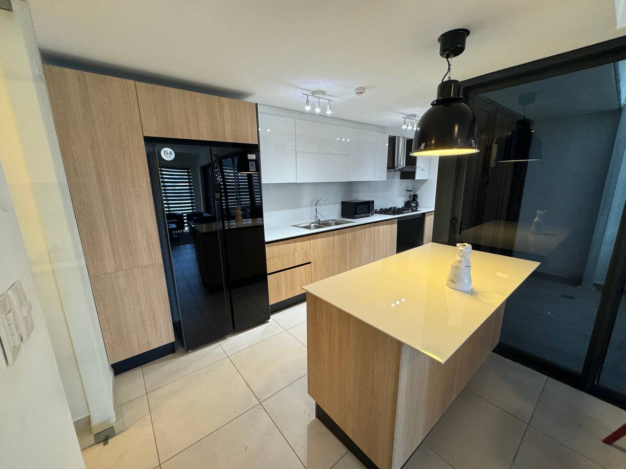 apartamentos - Alquiler de apto detrás de galería 360 Arroyo Hondo Viejo  1