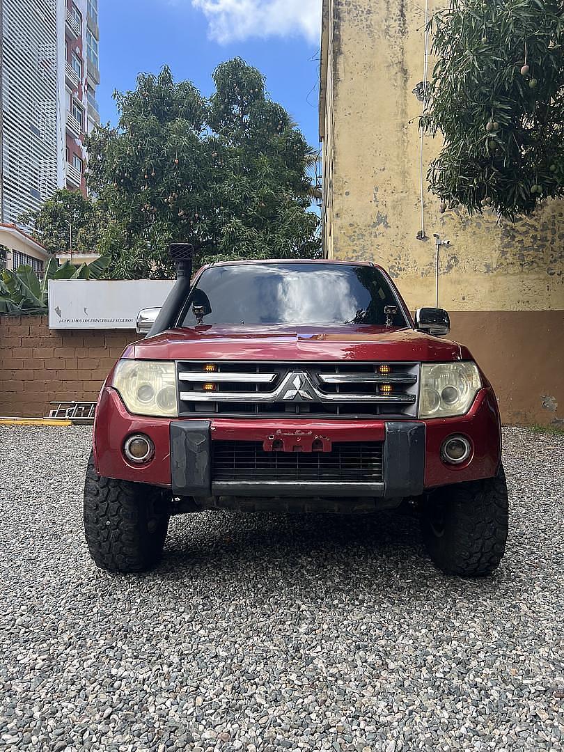 jeepetas y camionetas - Mitsubishi Montero 2008
