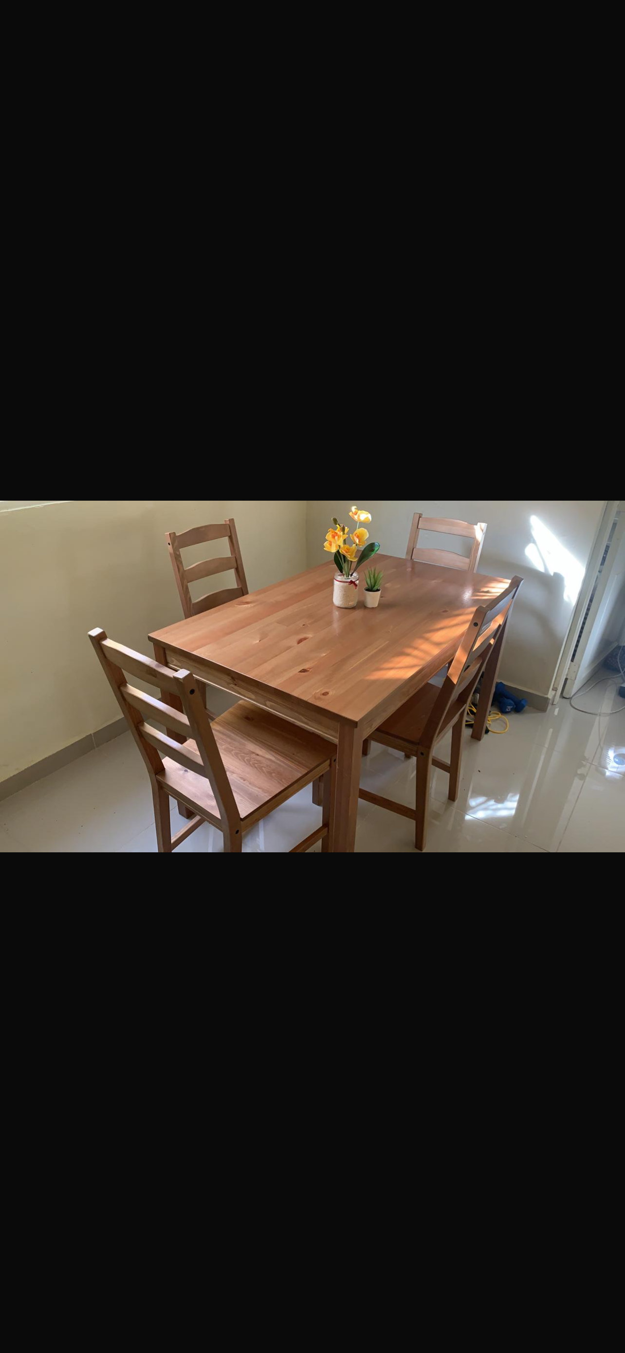 muebles y colchones - comedor de 4 sillas  1