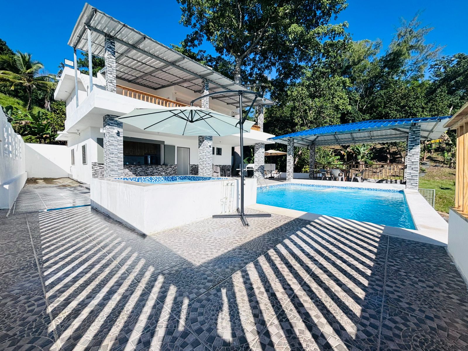 casas vacacionales y villas - Villa Casa Blanca  0