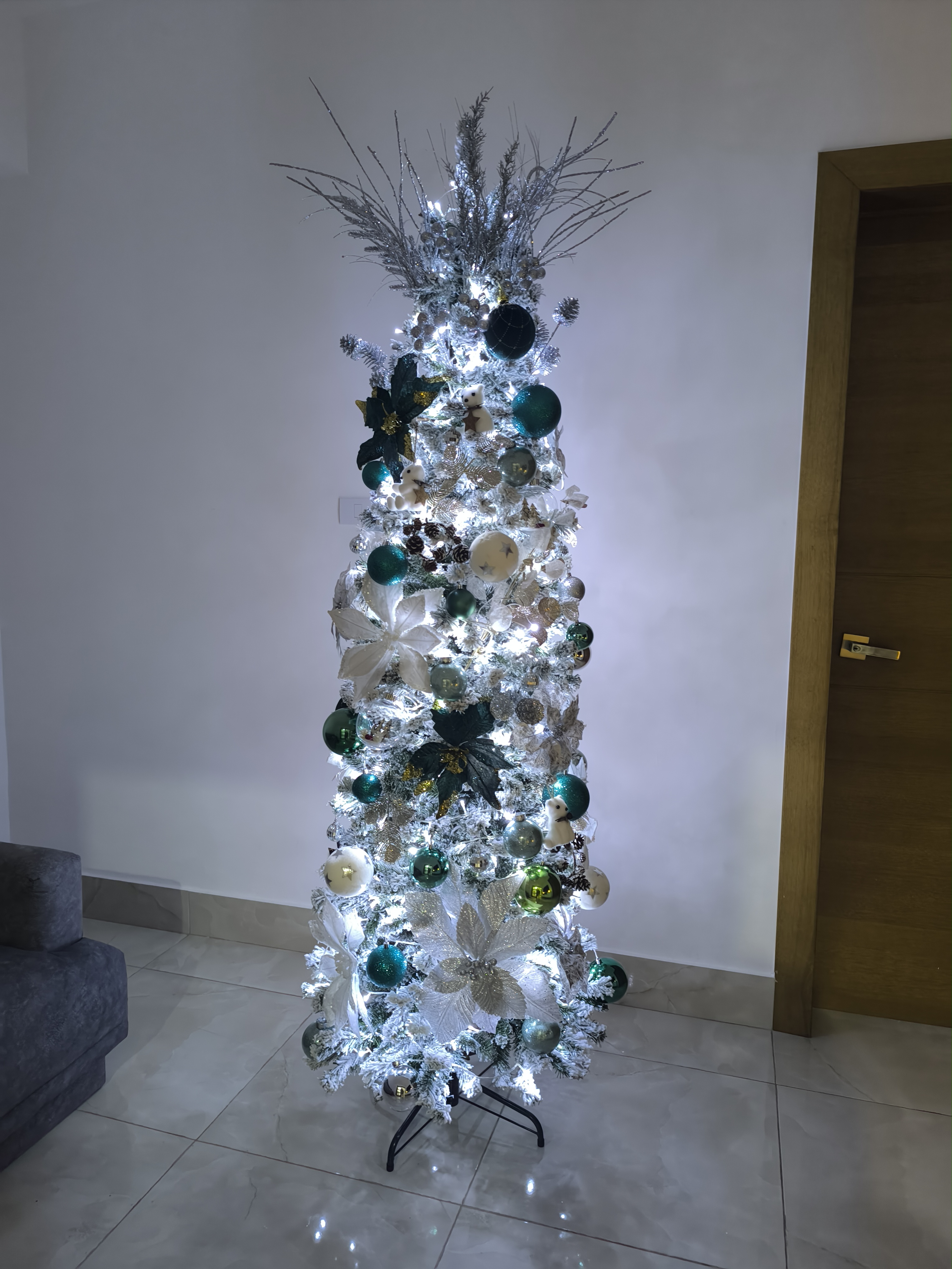 decoración y accesorios - Arbol de navidad con decoración 7ft 0