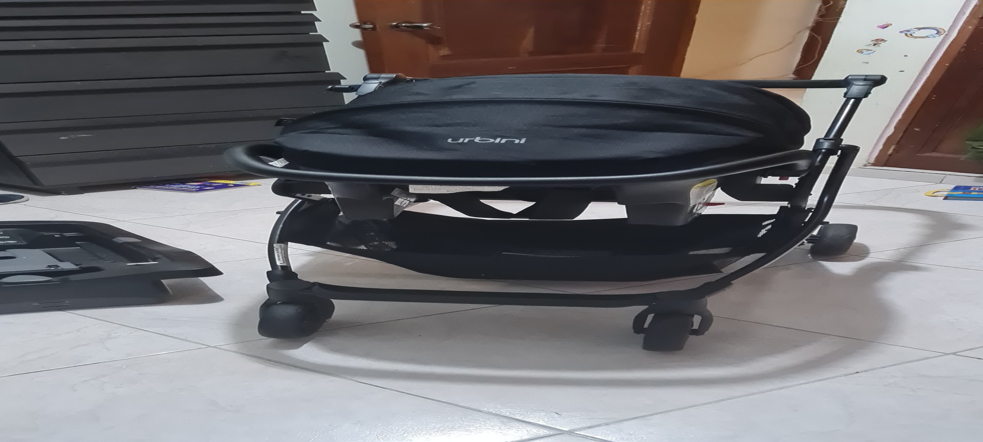 coches y sillas - Coche urbini 6 posiciones y silla carro 3